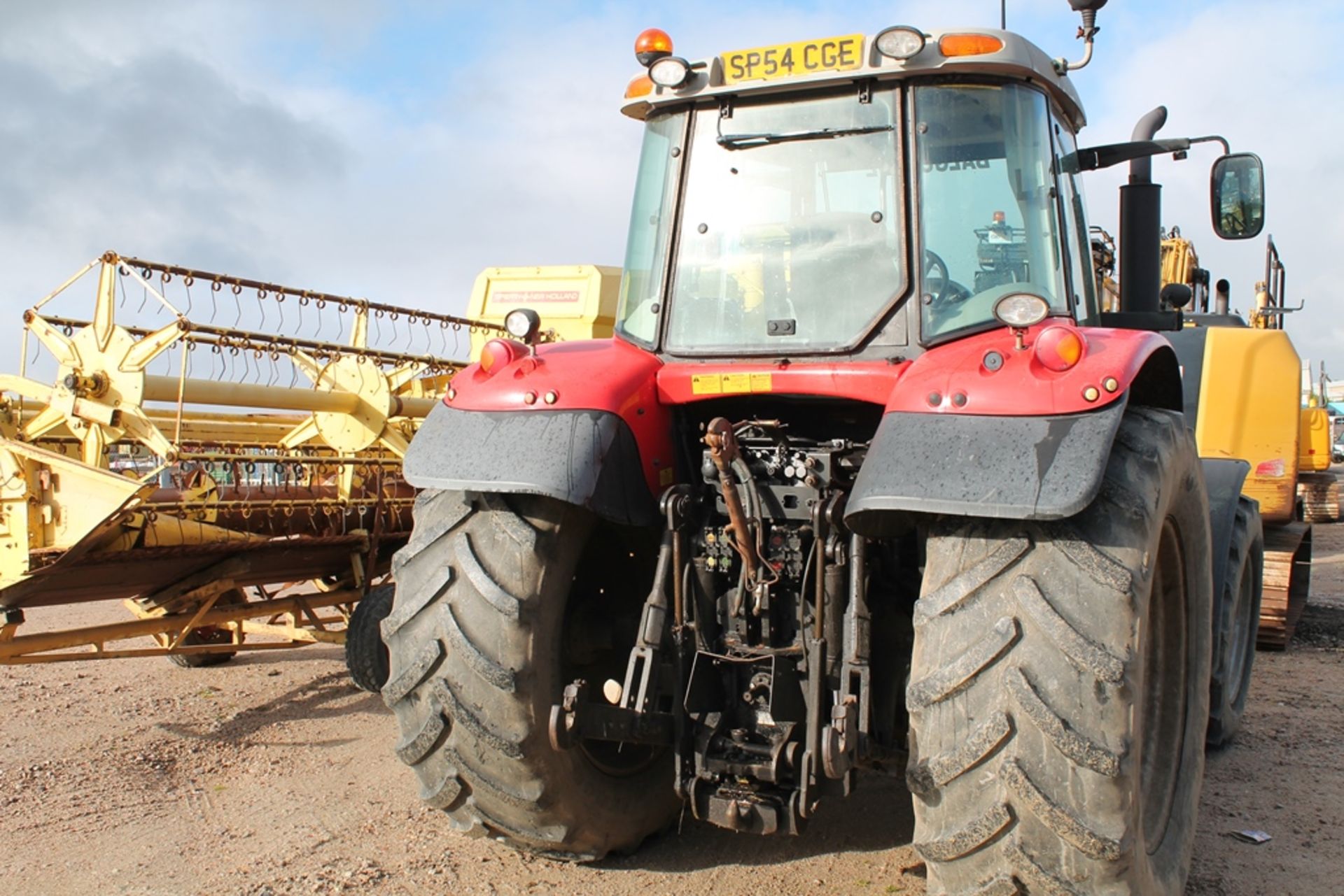 Massey Ferguson 6480 Tractor - Image 3 of 6