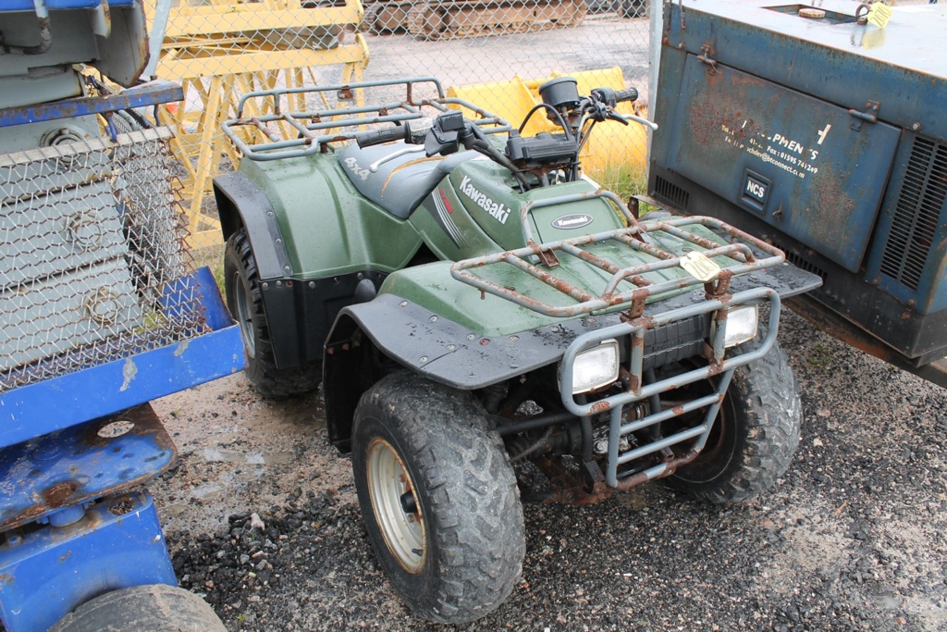 KAWASAKI KLF 300 4 X 4 KEY IN P/CABIN