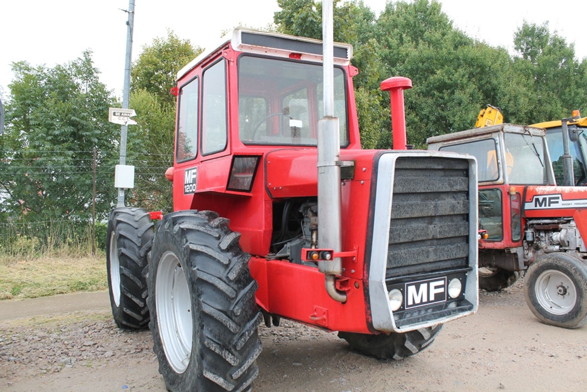 Massey Ferguson 1200 - 0cc Tractor - Image 5 of 6