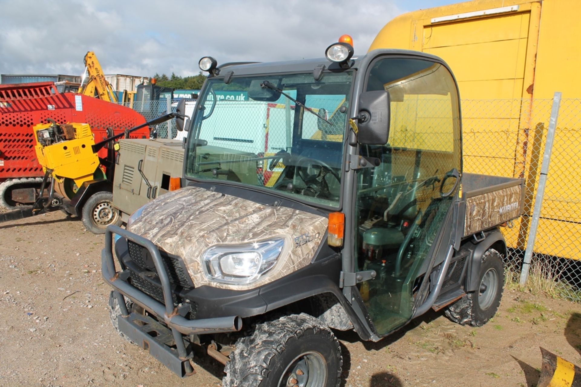 KUBOTA RTY900 GATOR KEY HERE - Image 2 of 2