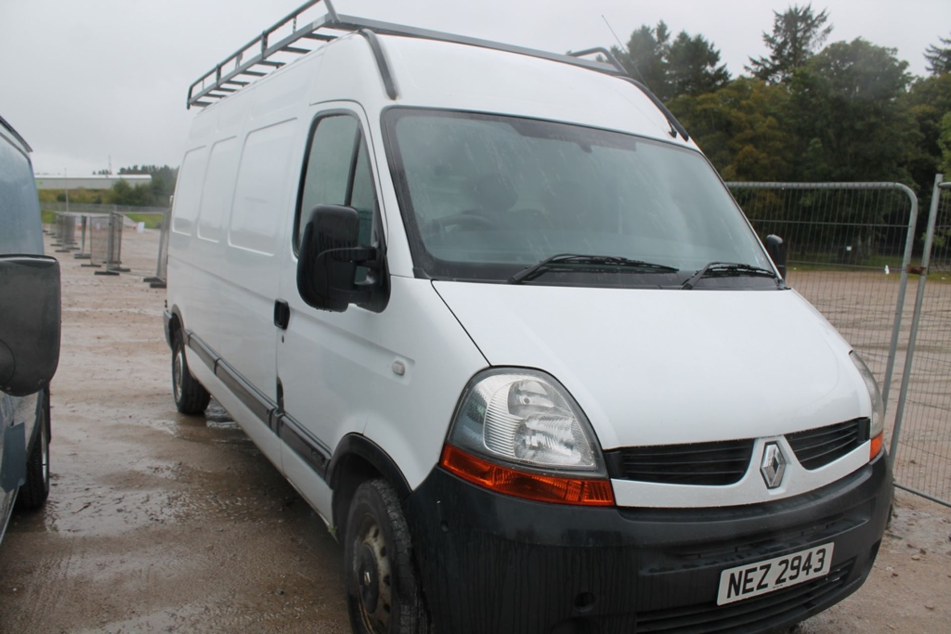 Renault Trucks Master (53) 120.35 Lwb L3h2 P/v - 2464cc 2 Door Van - Image 4 of 4