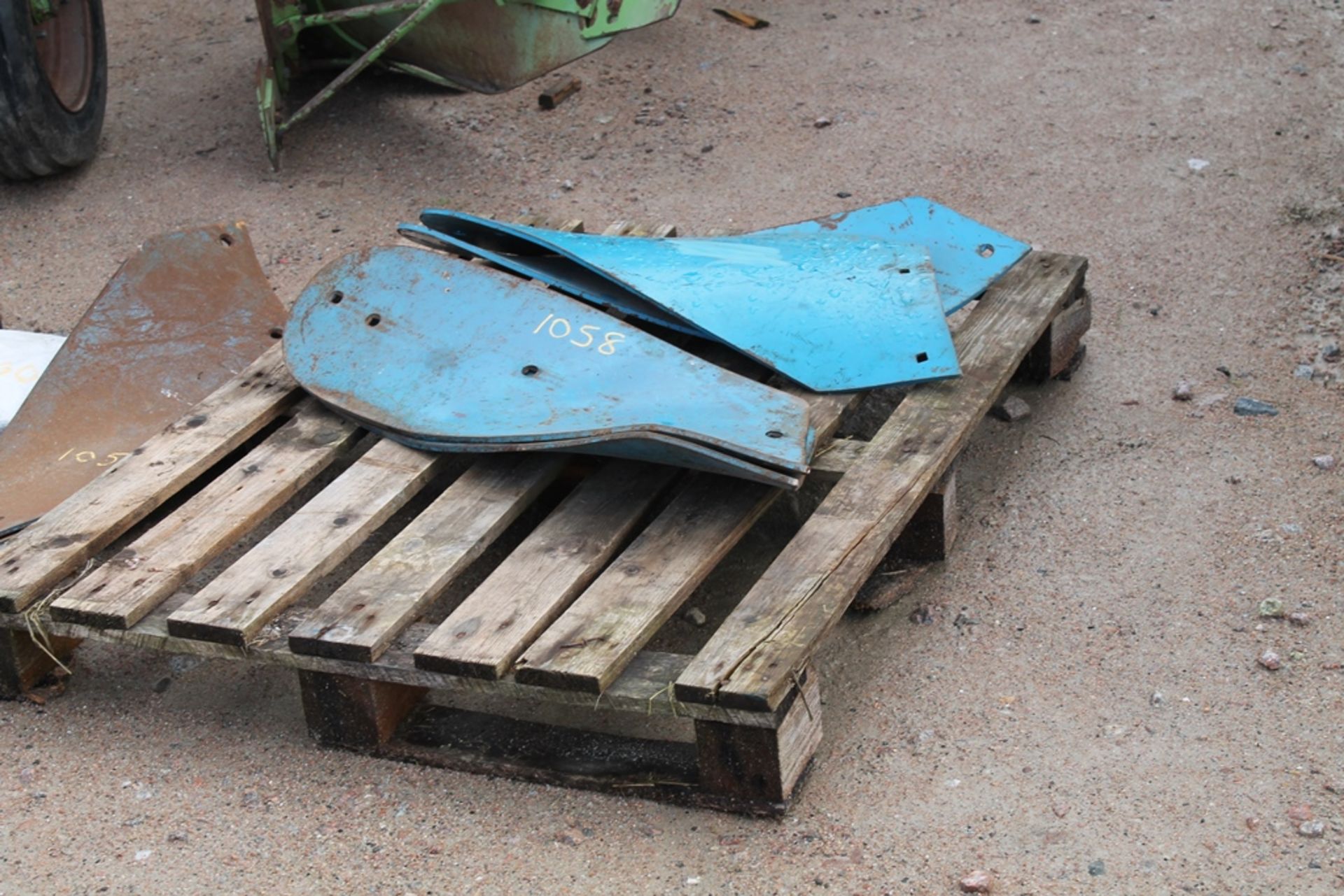 4 RANSOME PLOUGH BOARDS