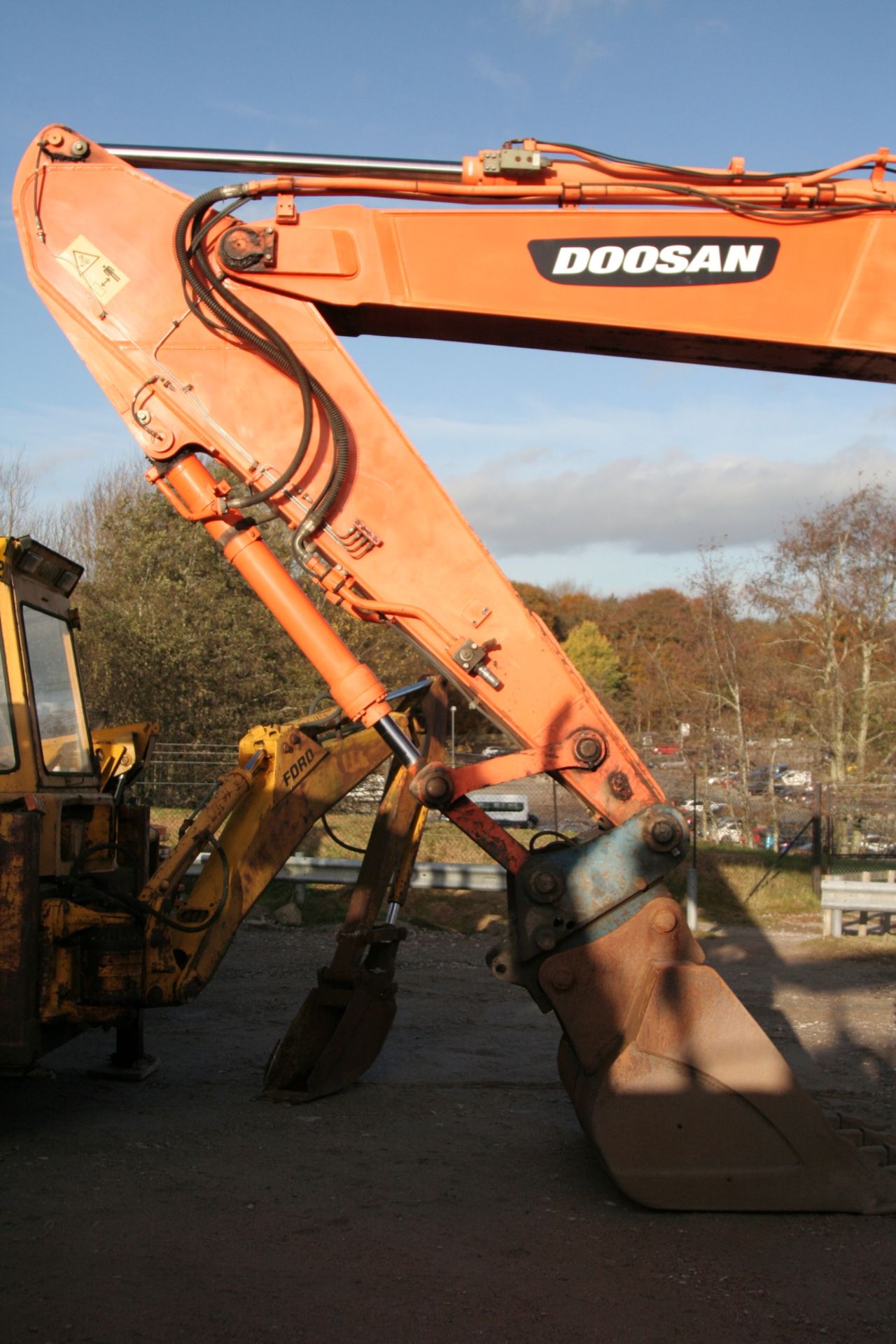 DOOSAN DX 300LC EXCAVATOR, Year 2007, 6,127Hrs, PLUS VAT - Image 2 of 5