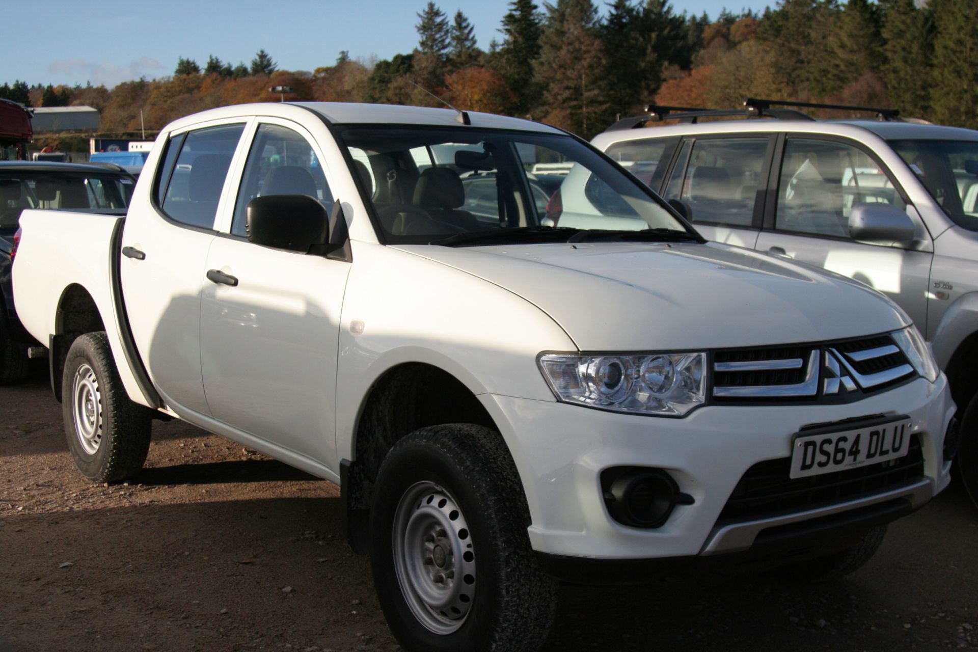 Mitsubishi L200 4work Lb Dcb Di-d 4x - 2477cc 2 Door Pickup