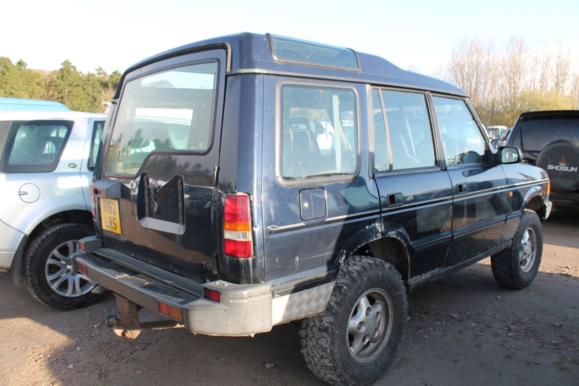 Land Rover Discovery Tdi Auto - 2495cc Estate - Image 3 of 4