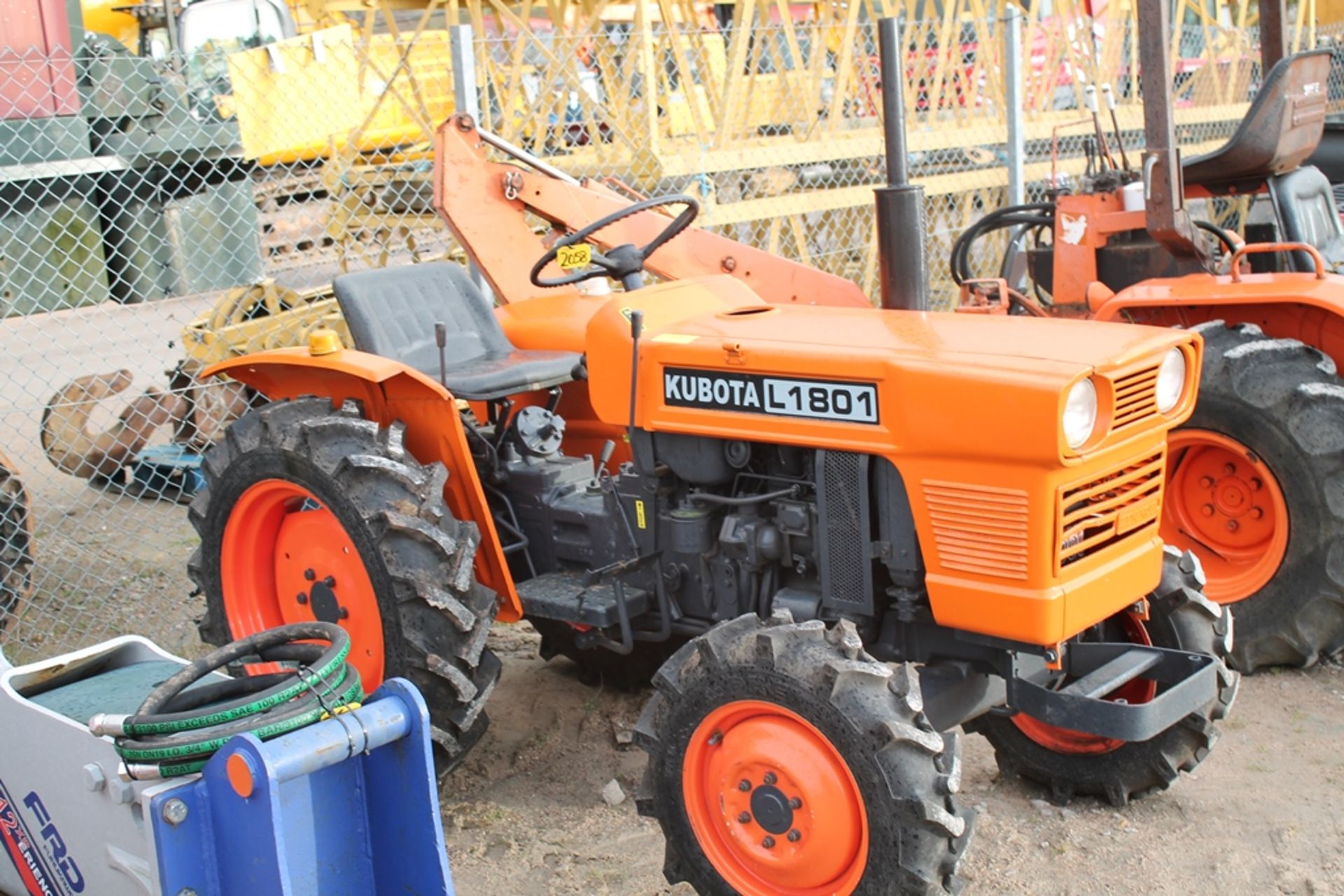 KUBOTA 1801 KEY IN P/CABIN