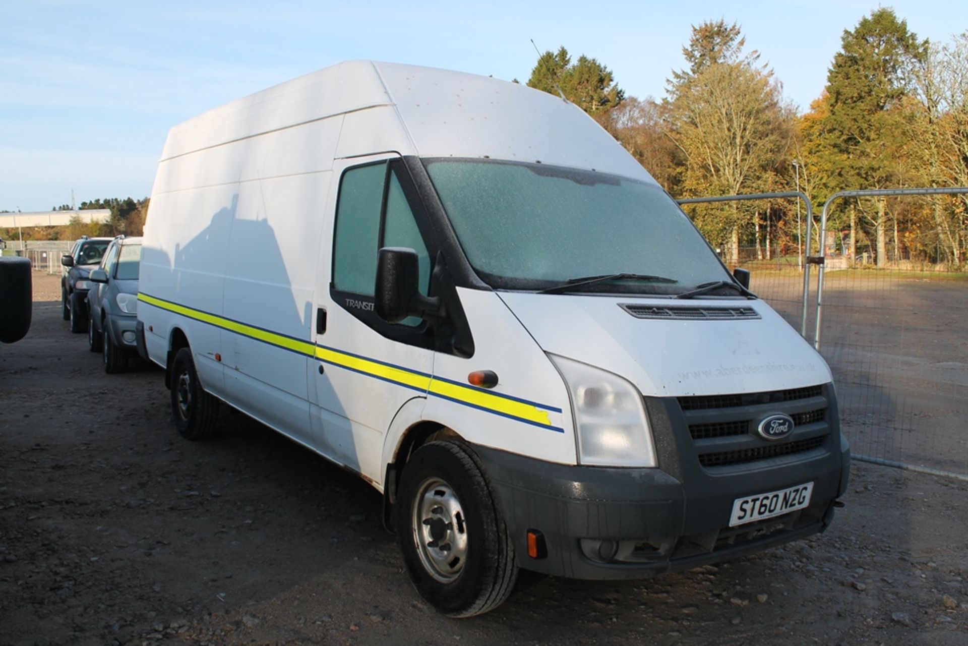 Ford Transit 115 T350l Rwd - 2402cc 2 Door Van - Image 4 of 4