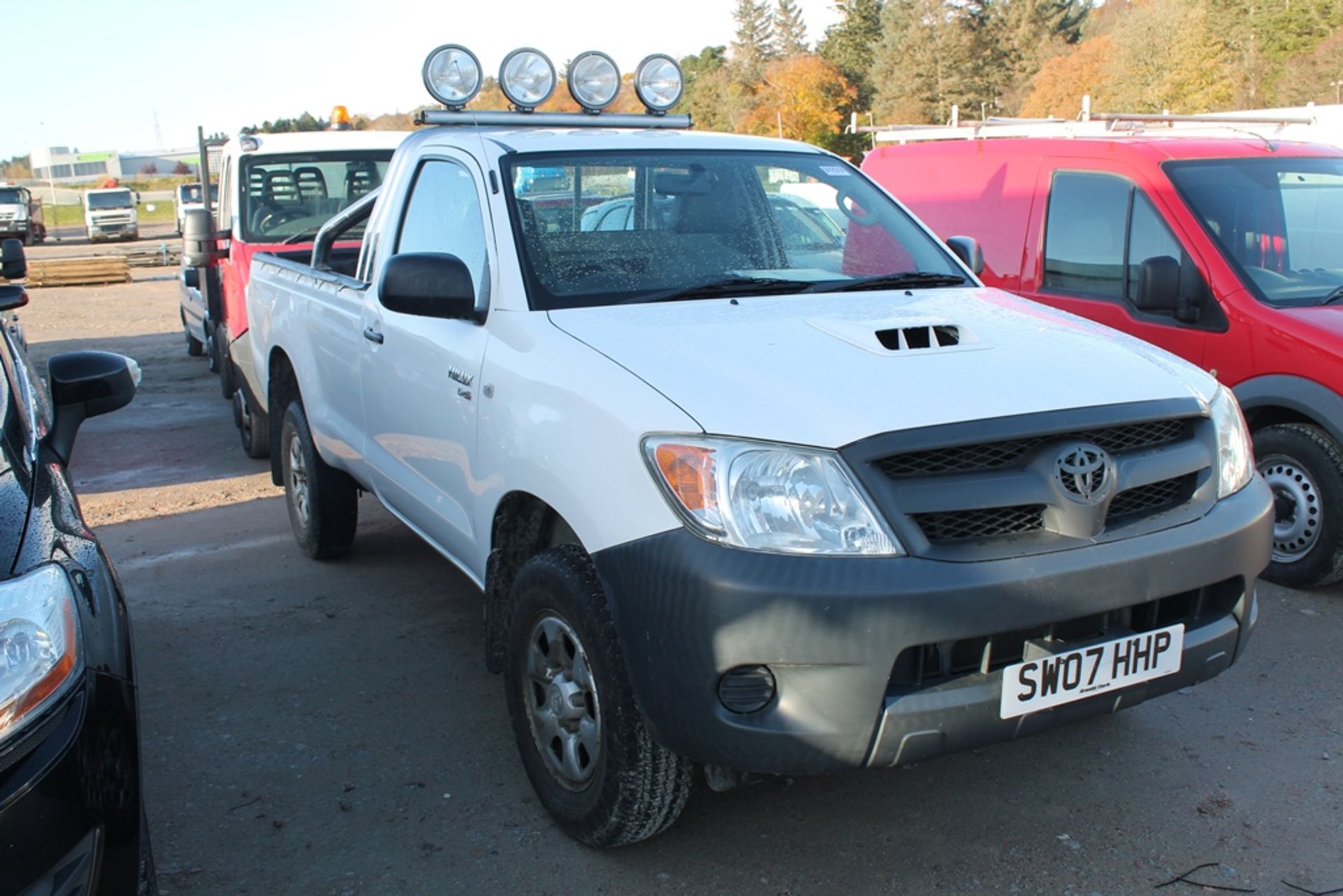 Toyota Hilux Hl2 D-4d 4x4 S/c - 2494cc 4x4 - Image 4 of 4