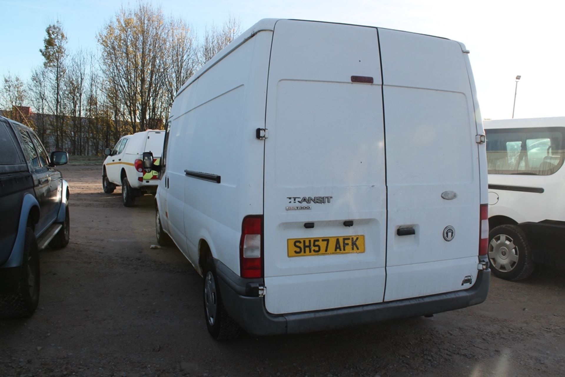 Ford Transit 85 T300l Fwd - 2198cc 2 Door Van - Image 2 of 4