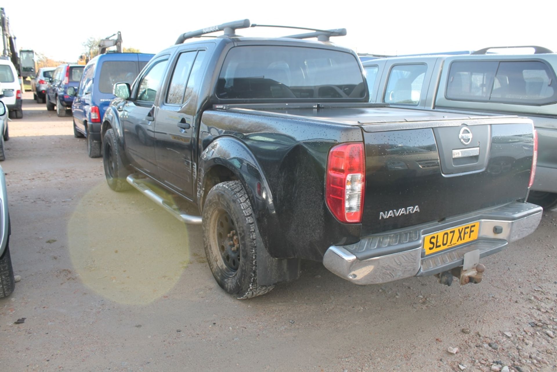 Nissan Navara D/c Outlaw Dci - 2488cc 5 Door Pickup - Image 2 of 4