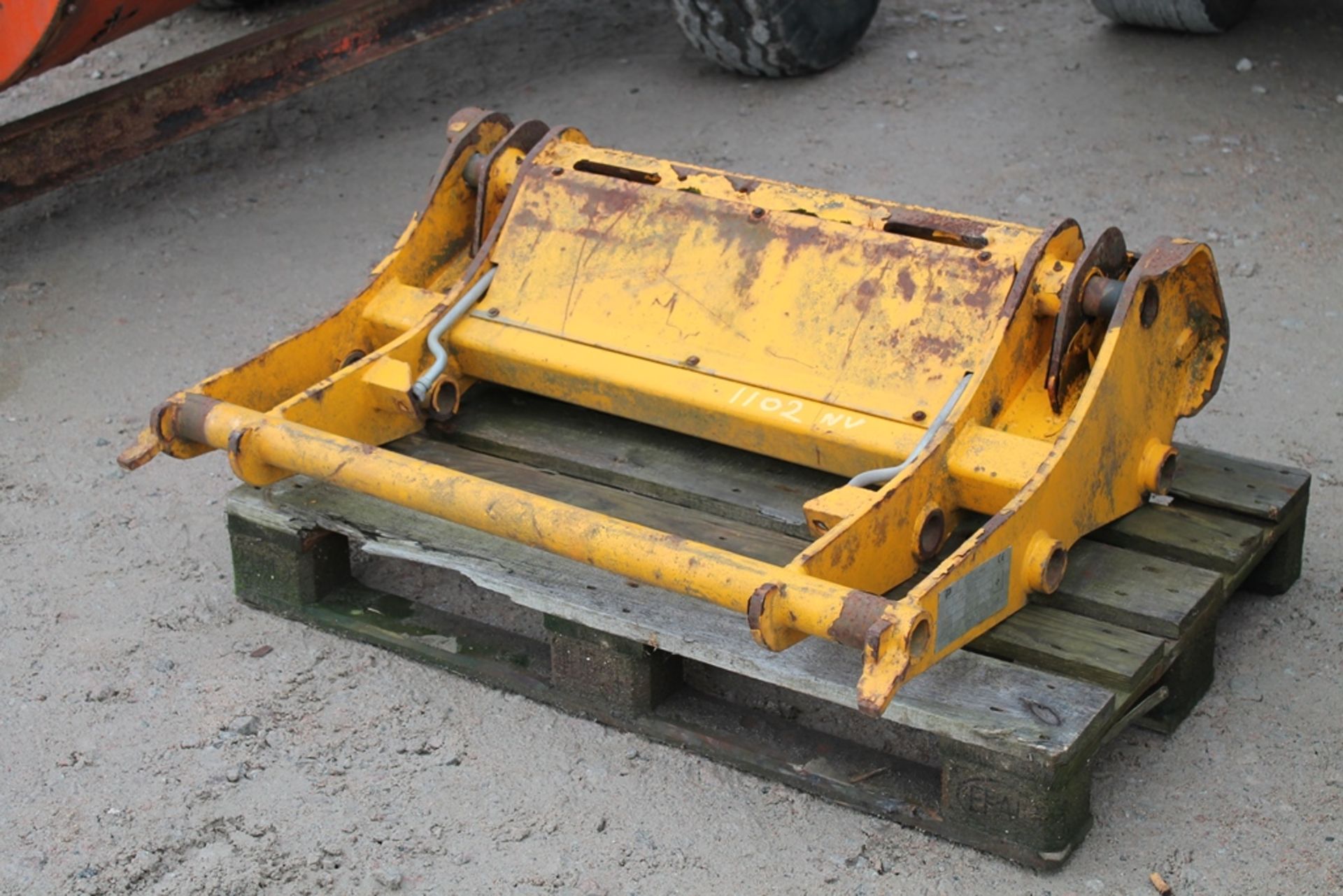 JCB 3CX FRONT HITCH