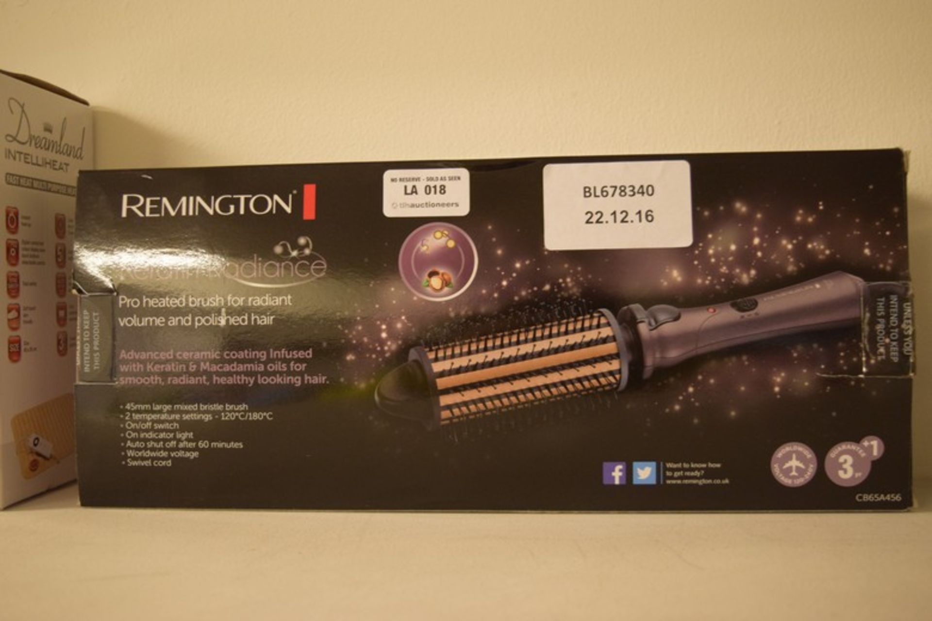 1 x BOXED REMINGTON KERATIN RADIANCE CERAMIC BRUSH RRP £45 (22.12.2016) *PLEASE NOTE THAT THE BID