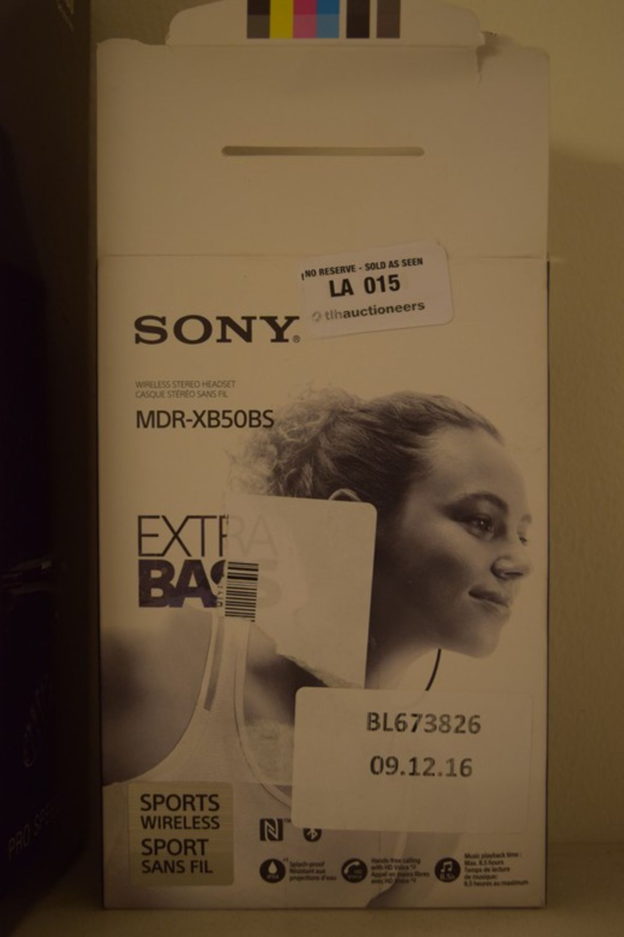 1 x BOXED SONY MDR XB 50BS SPORTS WIRELESS EARPHONES RRP £120 (09.12.2016) *PLEASE NOTE THAT THE BID