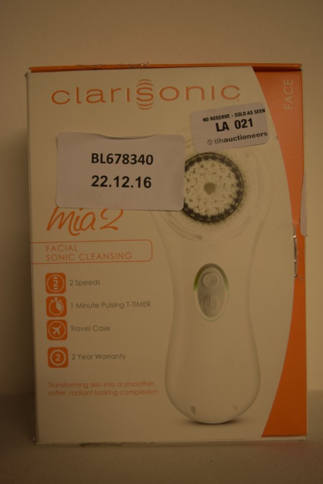 1 x BOXED CLARISONIC FACIAL SONIC CLEANSING DEVICE RRP £80 (22.12.2016) *PLEASE NOTE THAT THE BID