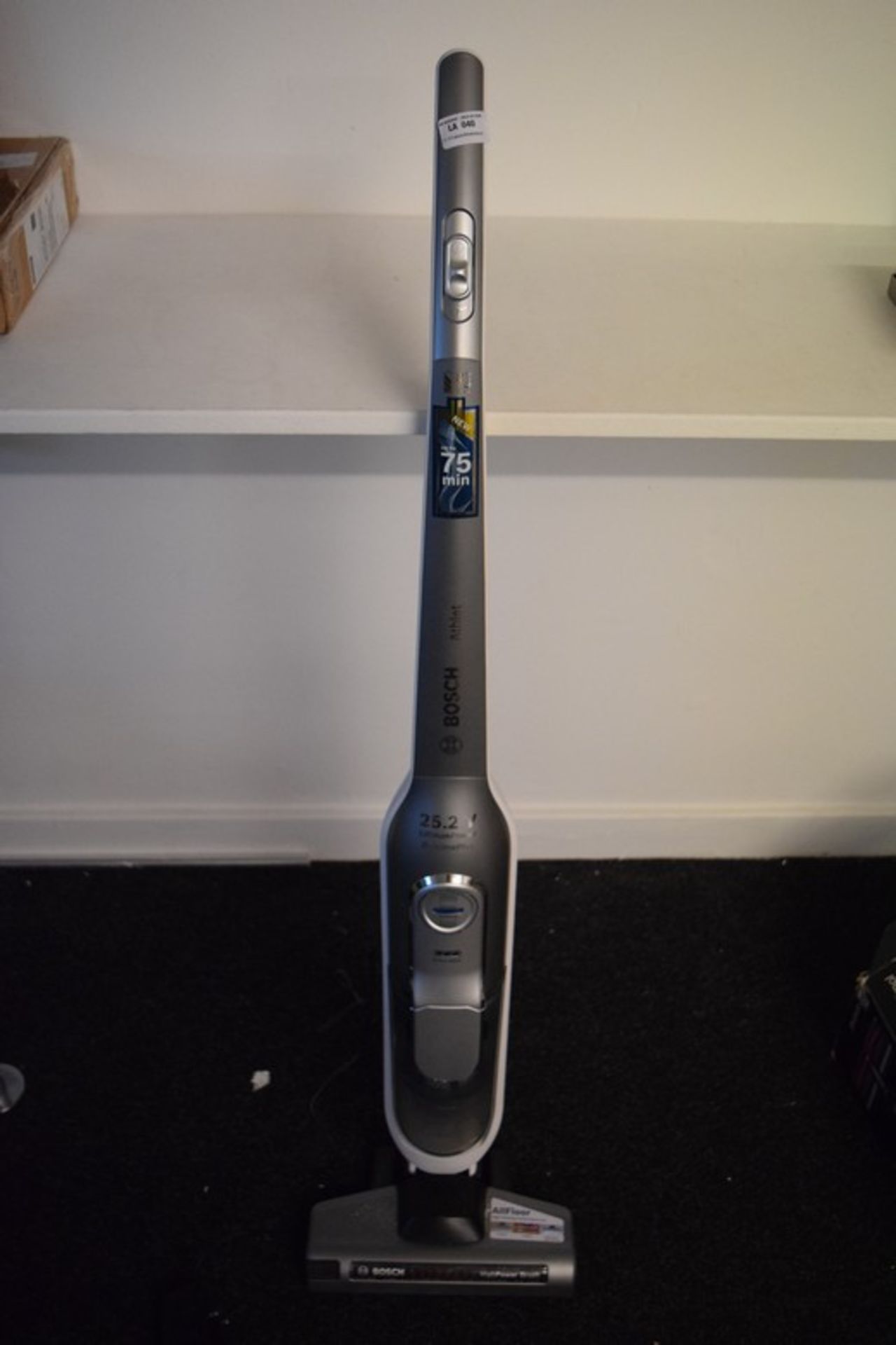 1 x BOSCH ATHLET CORDLESS UPRIGHT VACUUM CLEANER RRP £180 (22.12.2016) *PLEASE NOTE THAT THE BID