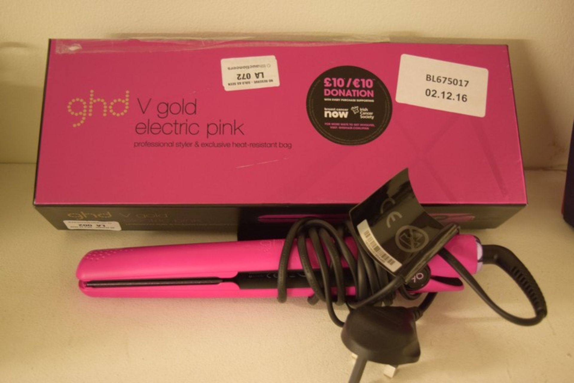 1 x BOXED GHD V-GOLD ELECTRIC PINK HAIR STRAIGHTENERS RRP £145 (02.12.2016) *PLEASE NOTE THAT THE
