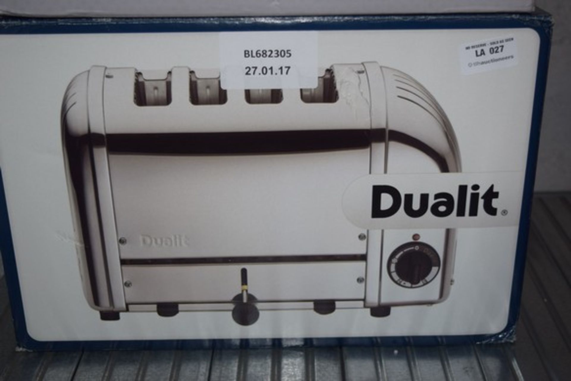 1 X BOXED DUALIT 4 SLICE TOASTER RRP £120 27.01.17