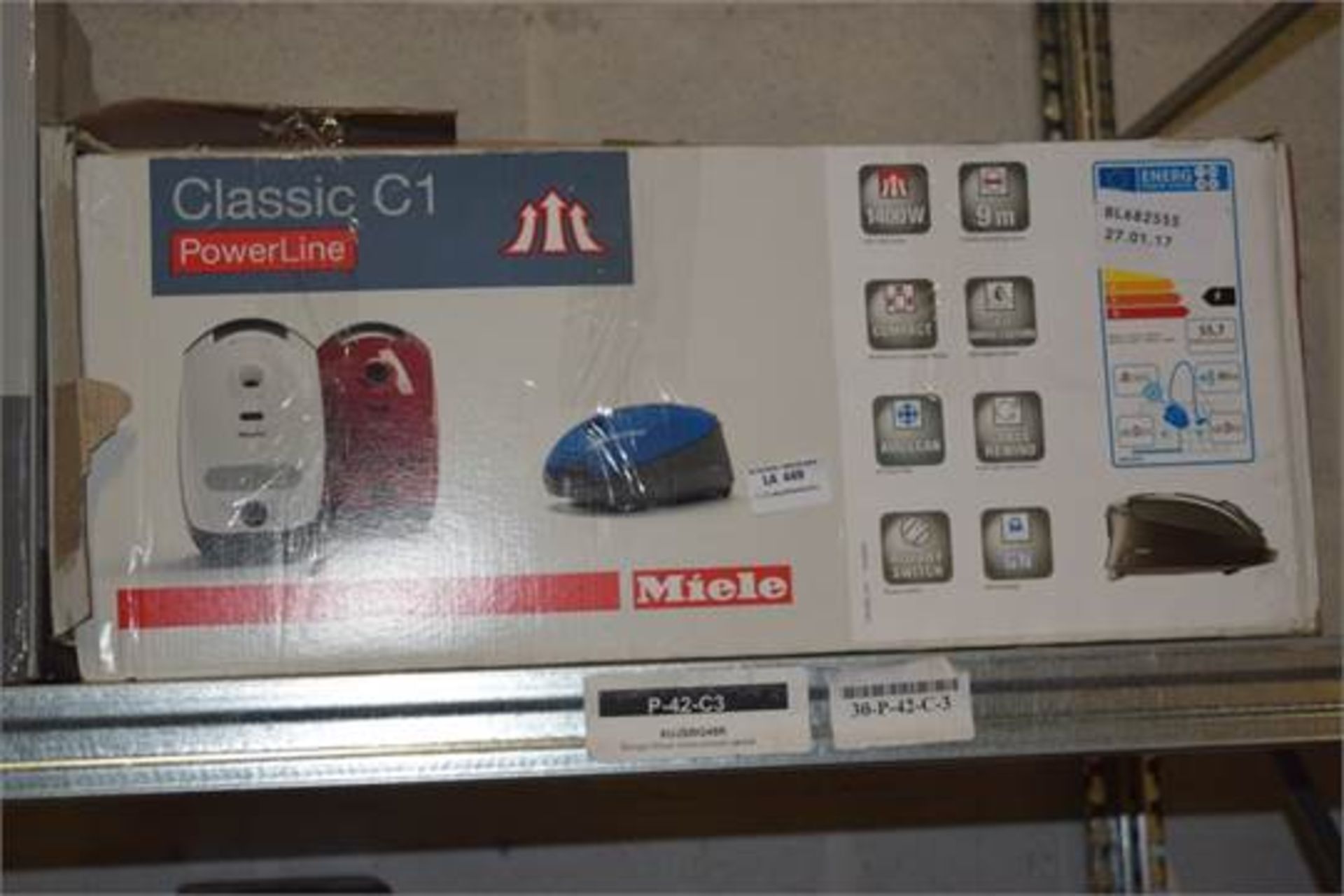 1 X BOXED MIELE CLASSIC C1 POWERLINE COMPACT VACUUM CLEANER RRP £160 27.01.17