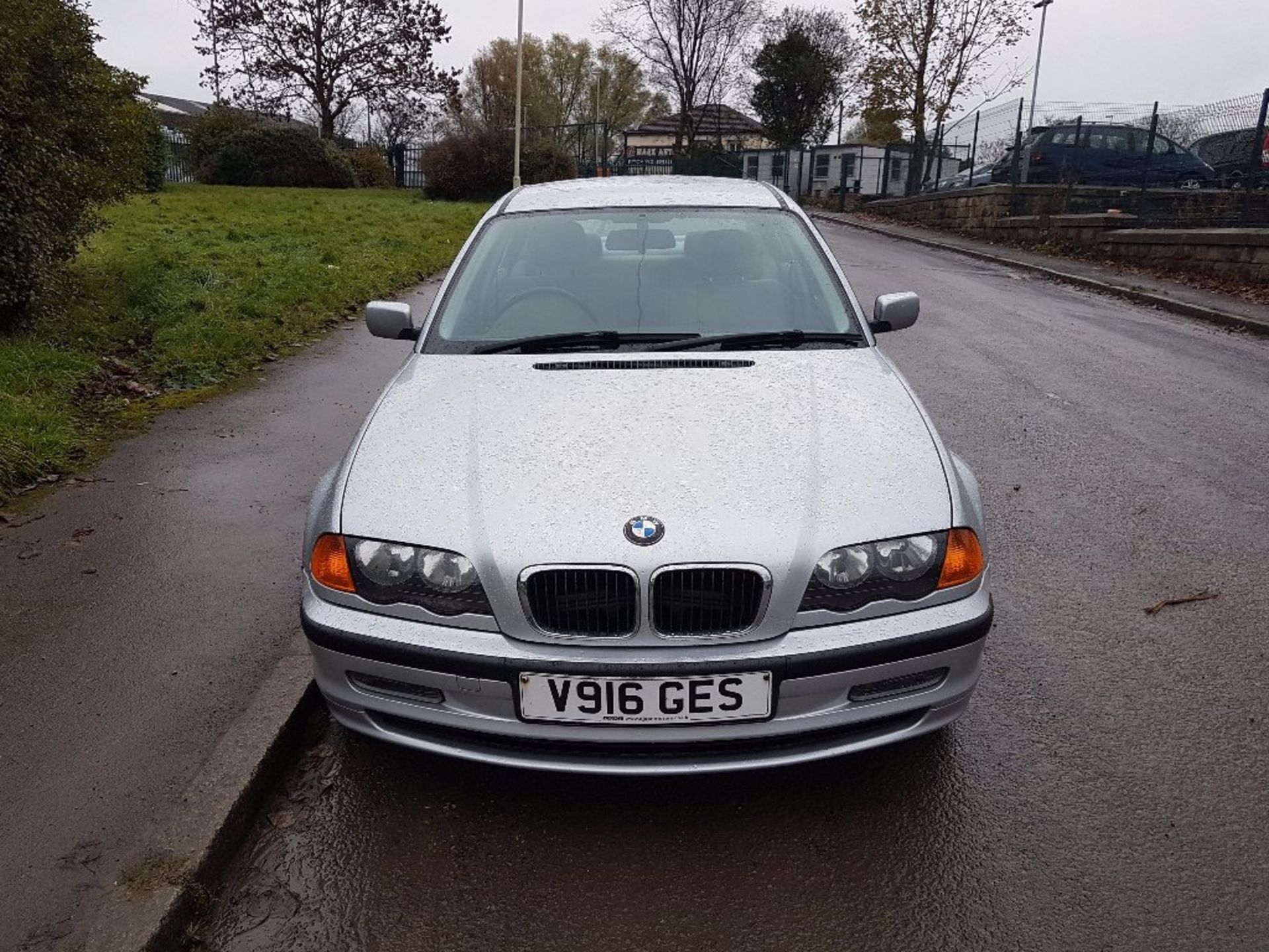 BMW, 3 SERIES 316I SE, V916 GES, 1-9 LTR, PETROL, MANUAL, 4 DOOR SALOON, 151,903 MILES, 15.11.17 MOT