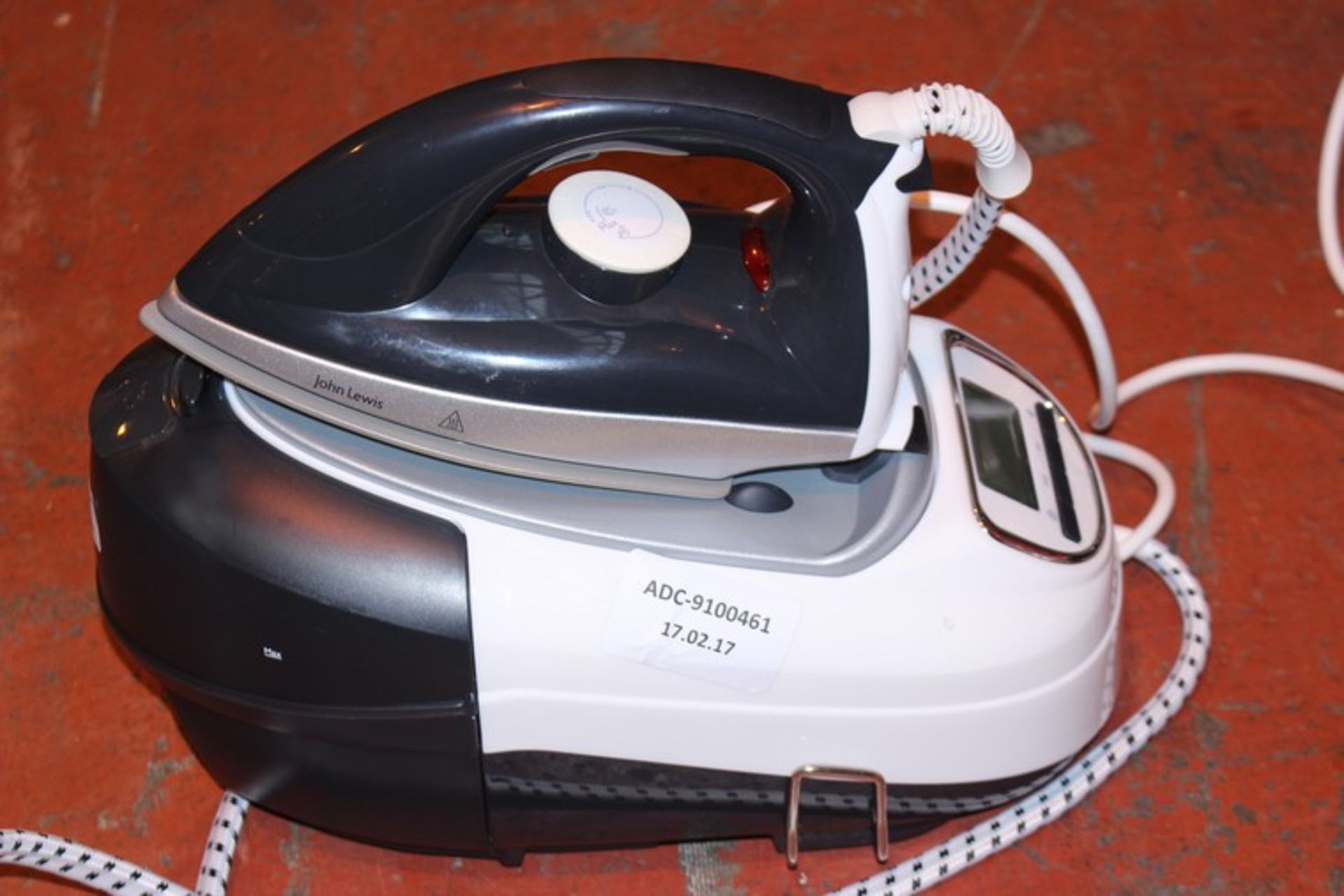 1 x UNBOXED POWER STEAM GENERATING IRON RRP £100 (17.2.17) *PLEASE NOTE THAT THE BID PRICE IS