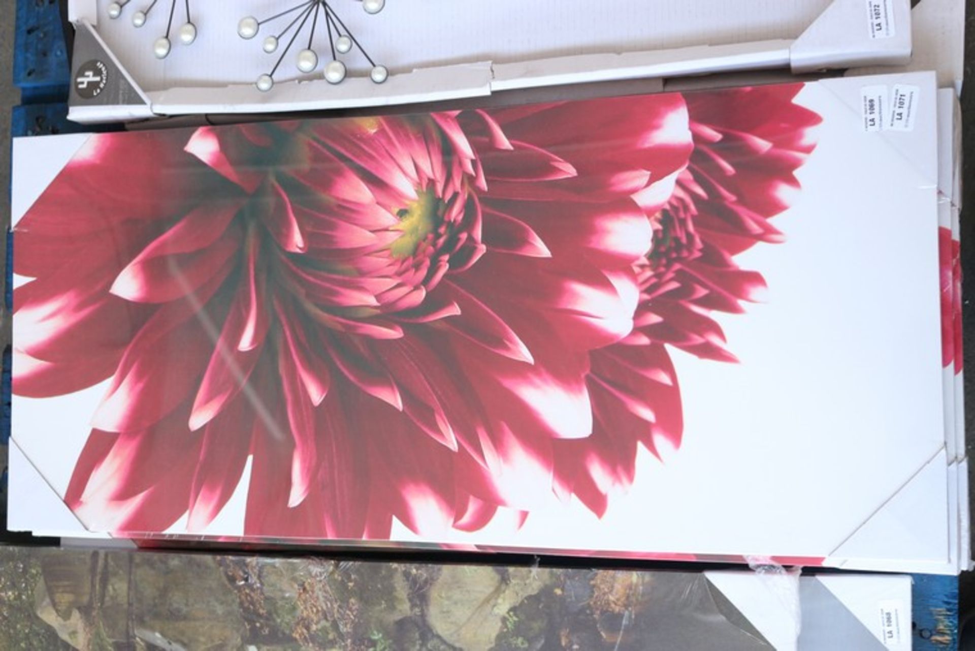 1 x FLORAL CANVAS WALL ART PICTURE *PLEASE NOTE THAT THE BID PRICE IS MULTIPLIED BY THE NUMBER OF