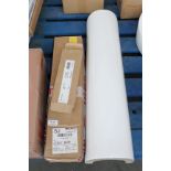 1X LOT TO CONTAIN 3 ASSORTED BOXED AND UNBOXED ITEMS TO INCLUDE A PEDESTAL, BOXED ASSORTED HANDLES