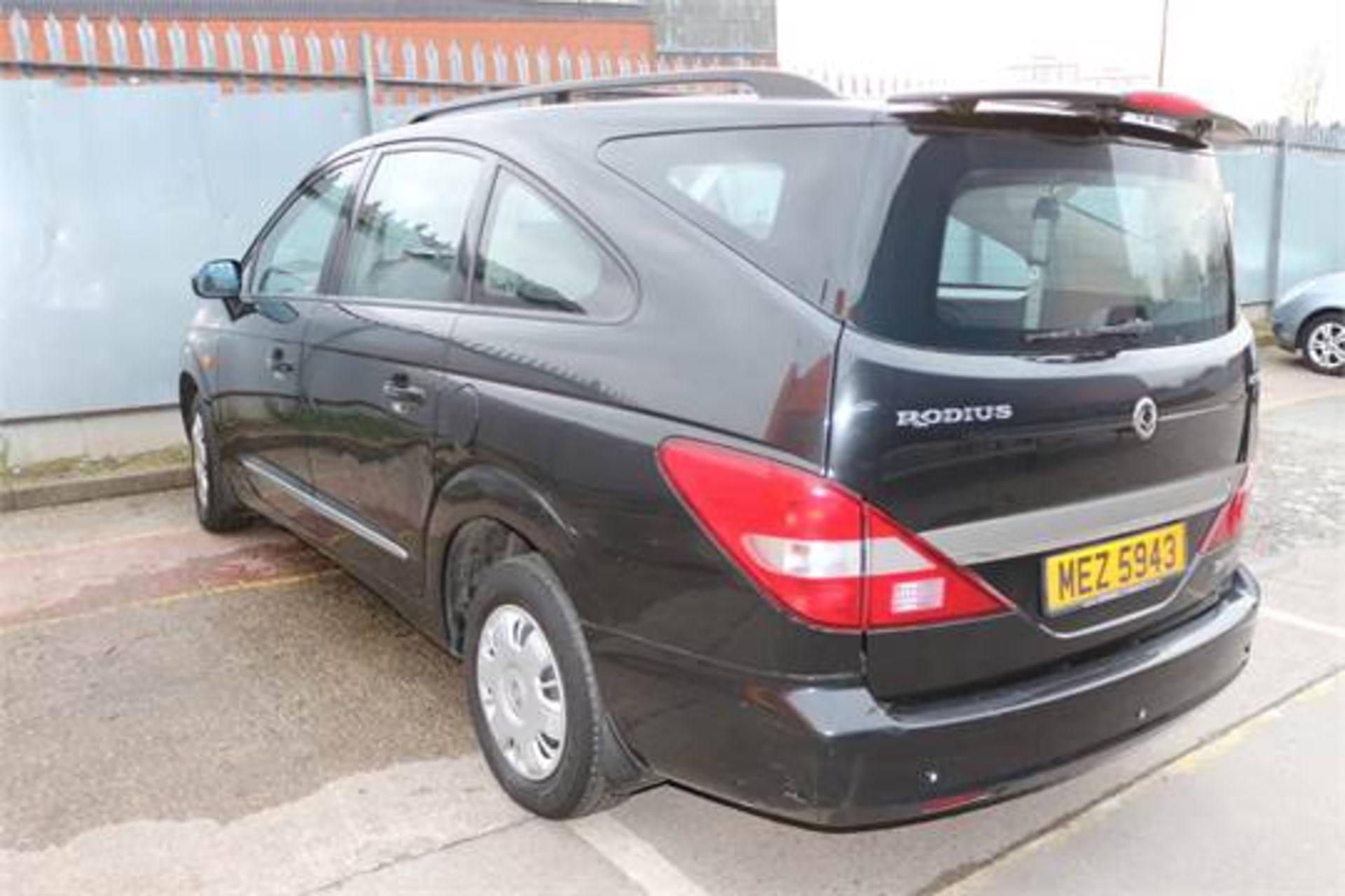 SSANGYONG, RODIUS 270, MEZ 5943, 2-7 LTR, DIESEL, MANUAL, APRIL 2007, 5 DOOR MPV, CURRENT RECORDED - Image 5 of 11