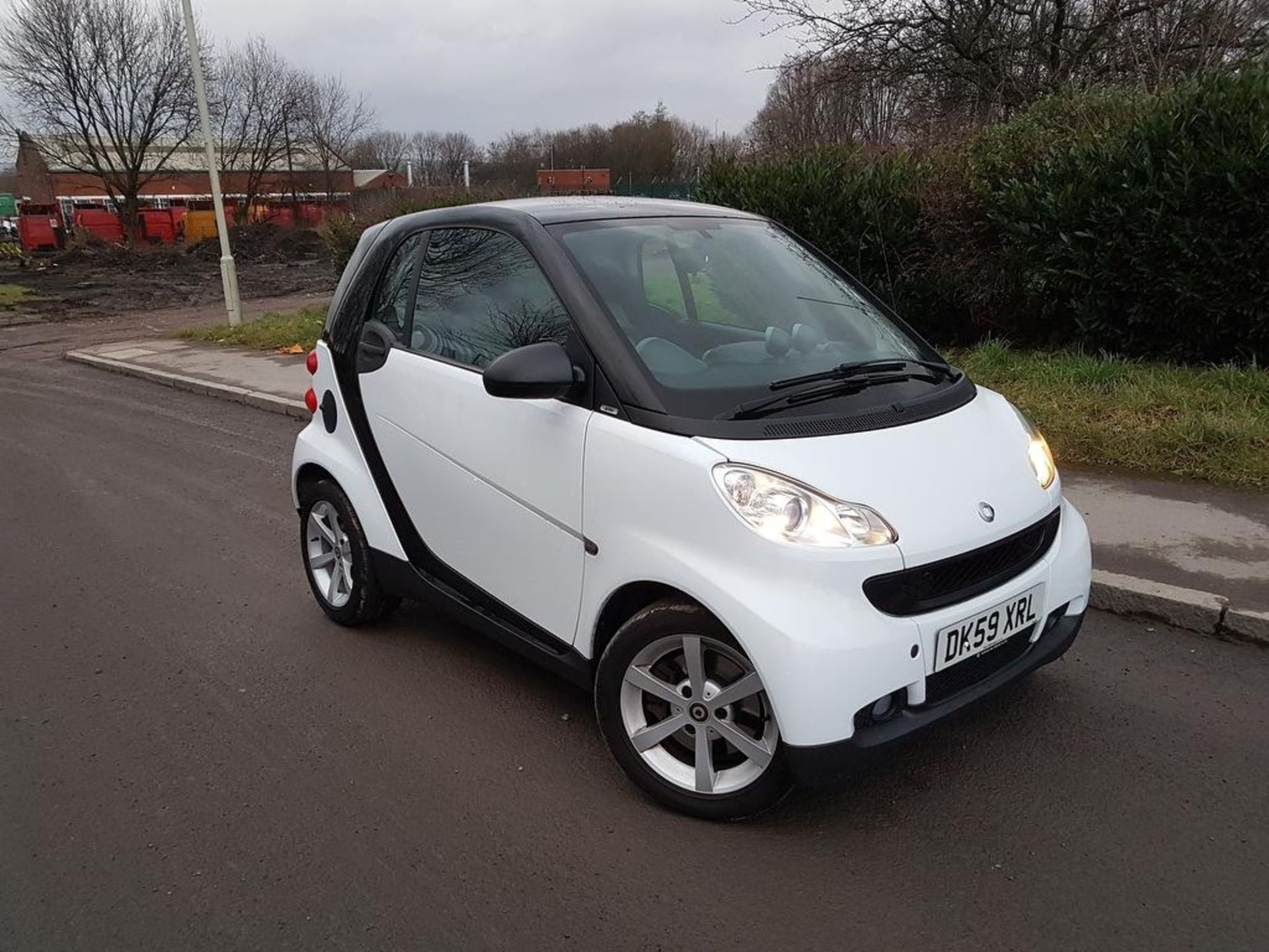 SMART, PULSE, DK59 XRL, 1-0 LTR, PETROL, AUTOMATIC, 2009, 2 DOOR HATCH, CURRENT RECORDED MILEAGE - Image 4 of 13