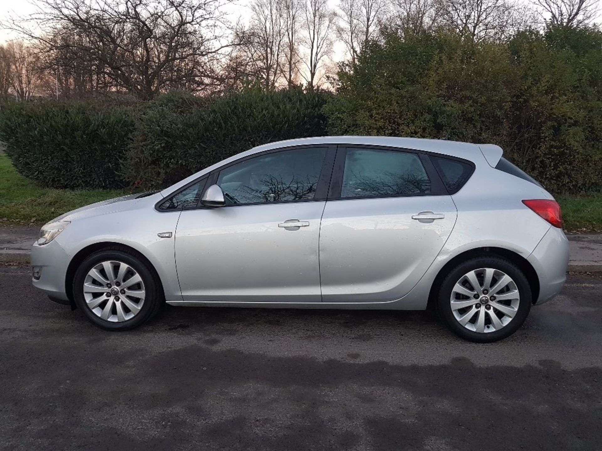 VAUXHALL (EXCLUSIVE), ASTRA ECOFLEX 16V, YD60 KWG, 1-7 CDTI, DIESEL, MANUAL 6 SPEED, 2010, 4 DOOR - Image 6 of 11