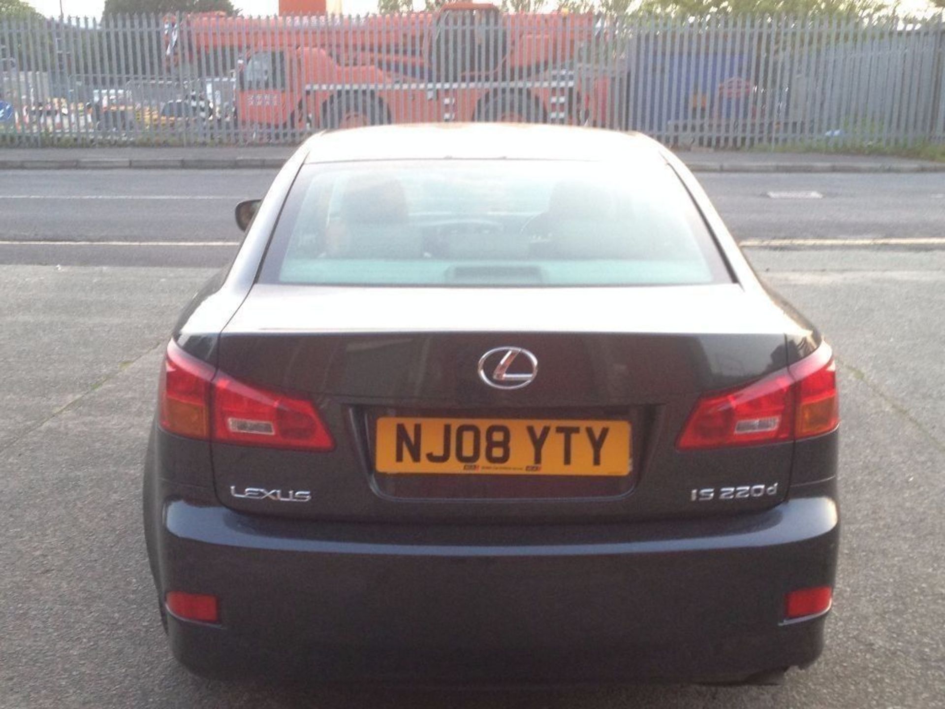 LEXUS, IS 220D SE.L, GR07 ZKC, 2-2 LTR, DIESEL, MANUAL, 4 DOOR SALOON, 2007, CURRENT RECORDED - Image 12 of 15