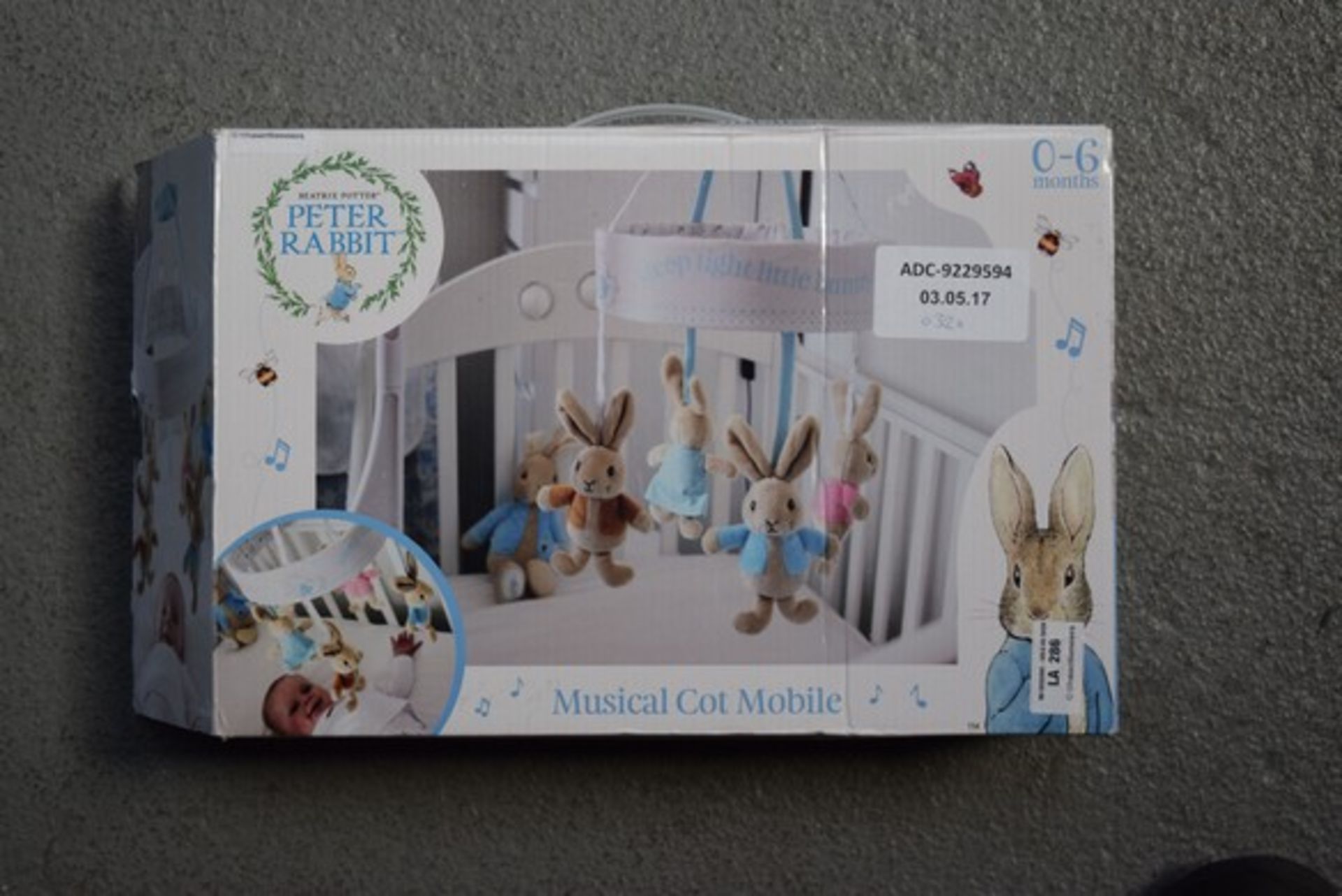 1 x BOXED PETER RABBIT MUSICAL COT MOBILE RRP £35 03.05.17 *PLEASE NOTE THAT THE BID PRICE IS