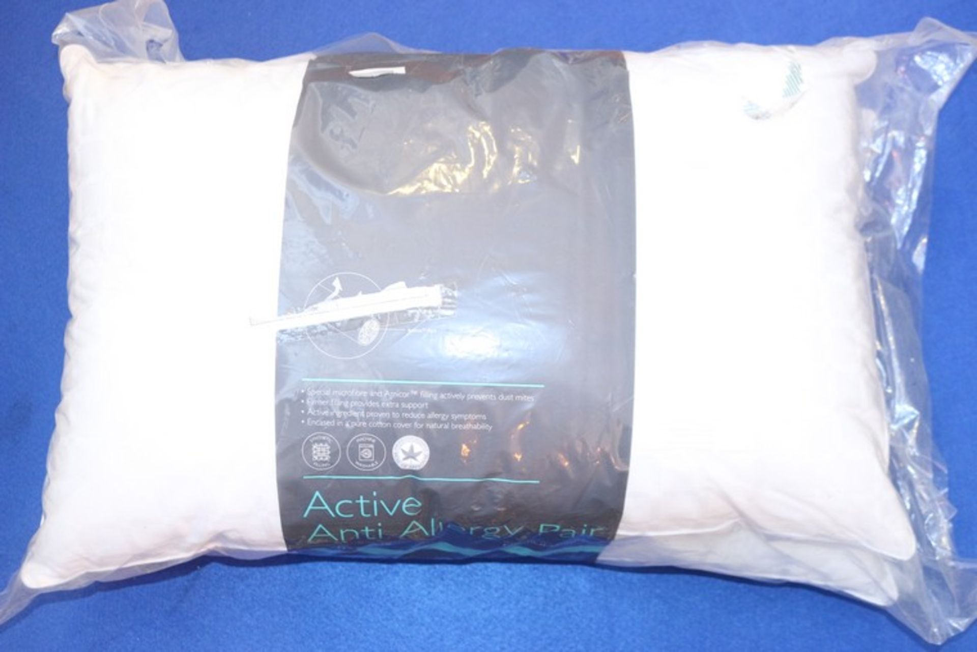 6 x ASSORTED PILLOWS IN A BOX (17.5.17) *PLEASE NOTE THAT THE BID PRICE IS MULTIPLIED BY THE