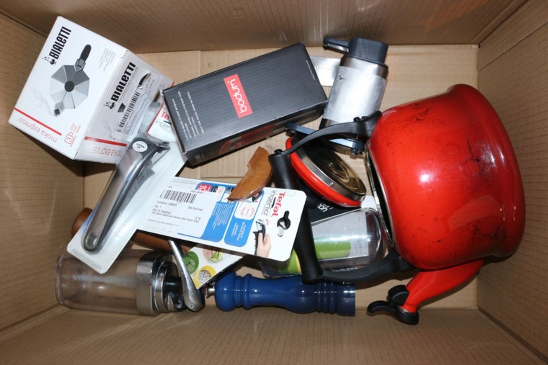 1 x BOX TO CONTAIN APPROX 10 ASSORTED BOXED AND UNBOXED ITEMS TO INCLUDE A TEFAL BAKE LIGHT AND