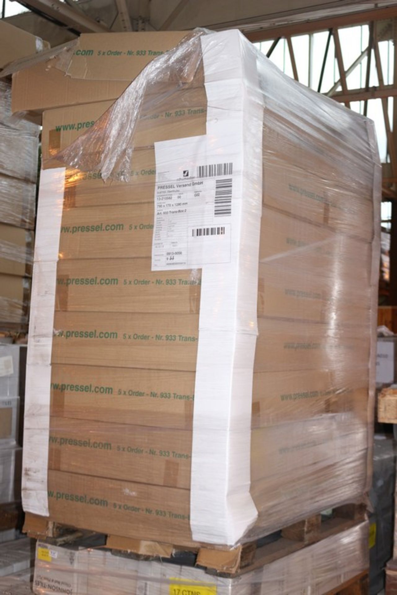 1 x PALLET TO CONTAIN A LARGE AMOUNT OF ASSORTED CARDBOARD BOXES *PLEASE NOTE THAT THE BID PRICE