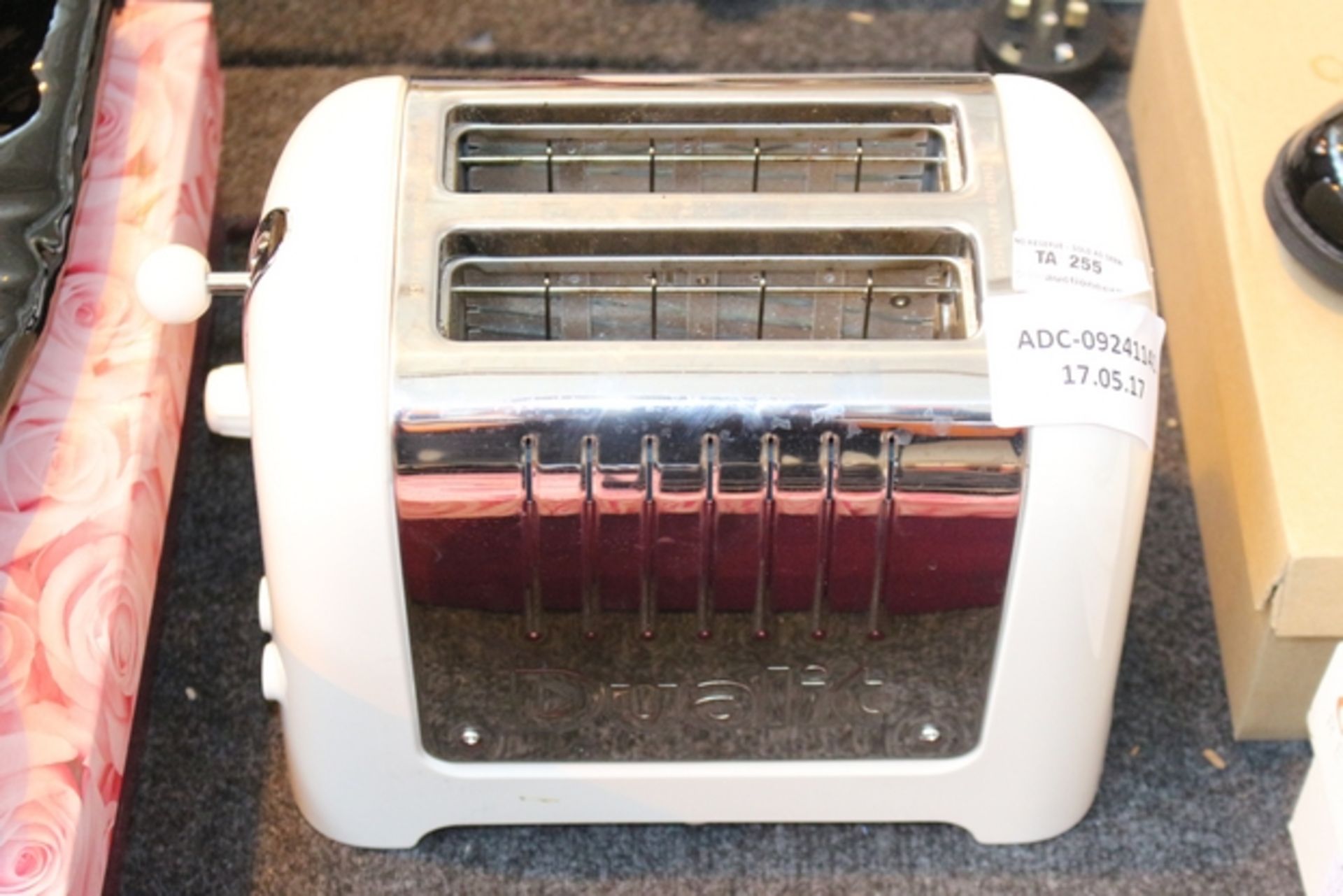 1X DUALIT 2 SLICE TOASTER RRP £60 (ADC-09241141) (17/05/17)