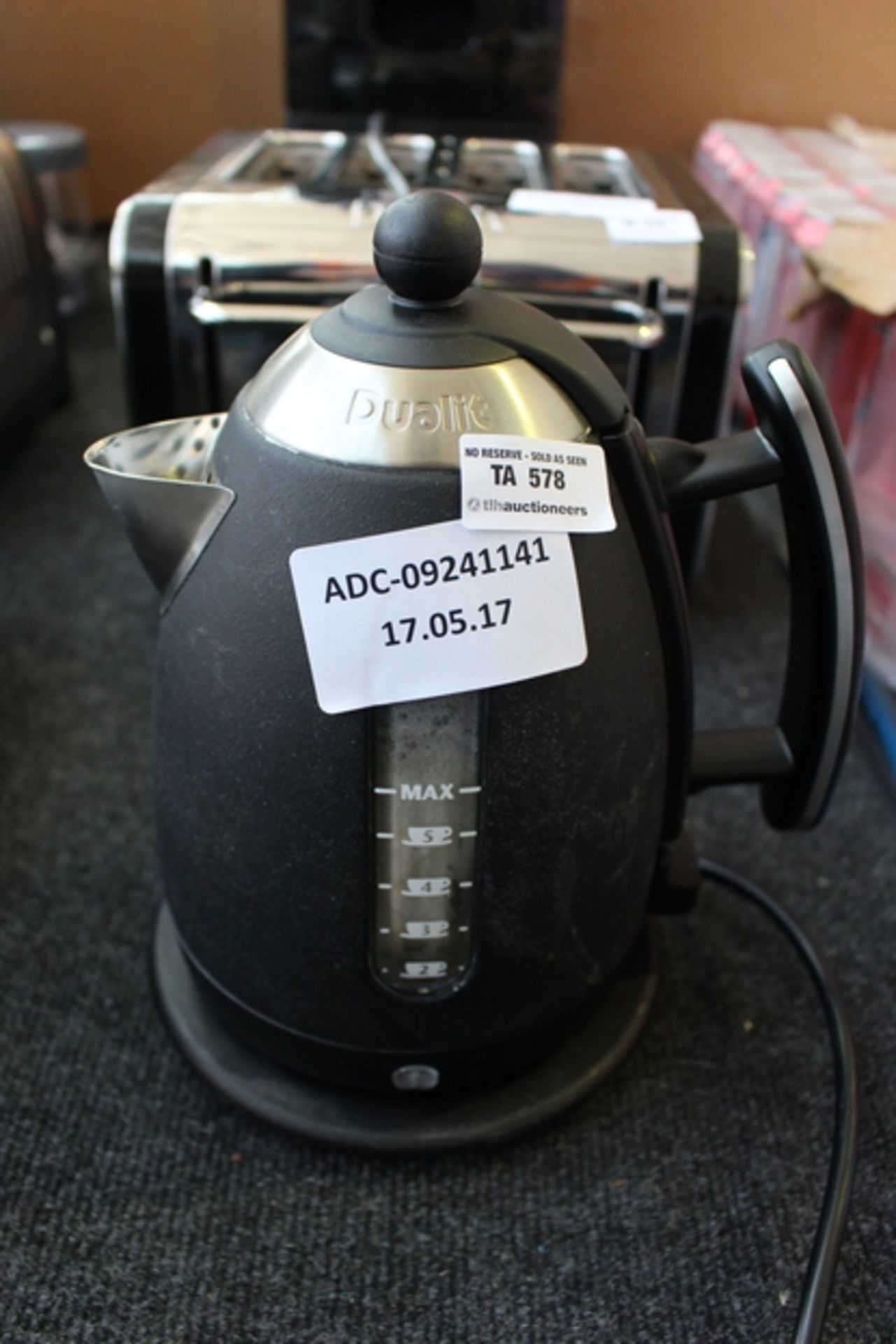 1X DUALIT JUG KETTLE RRP £70 (ADC-09241141) (17/05/17)