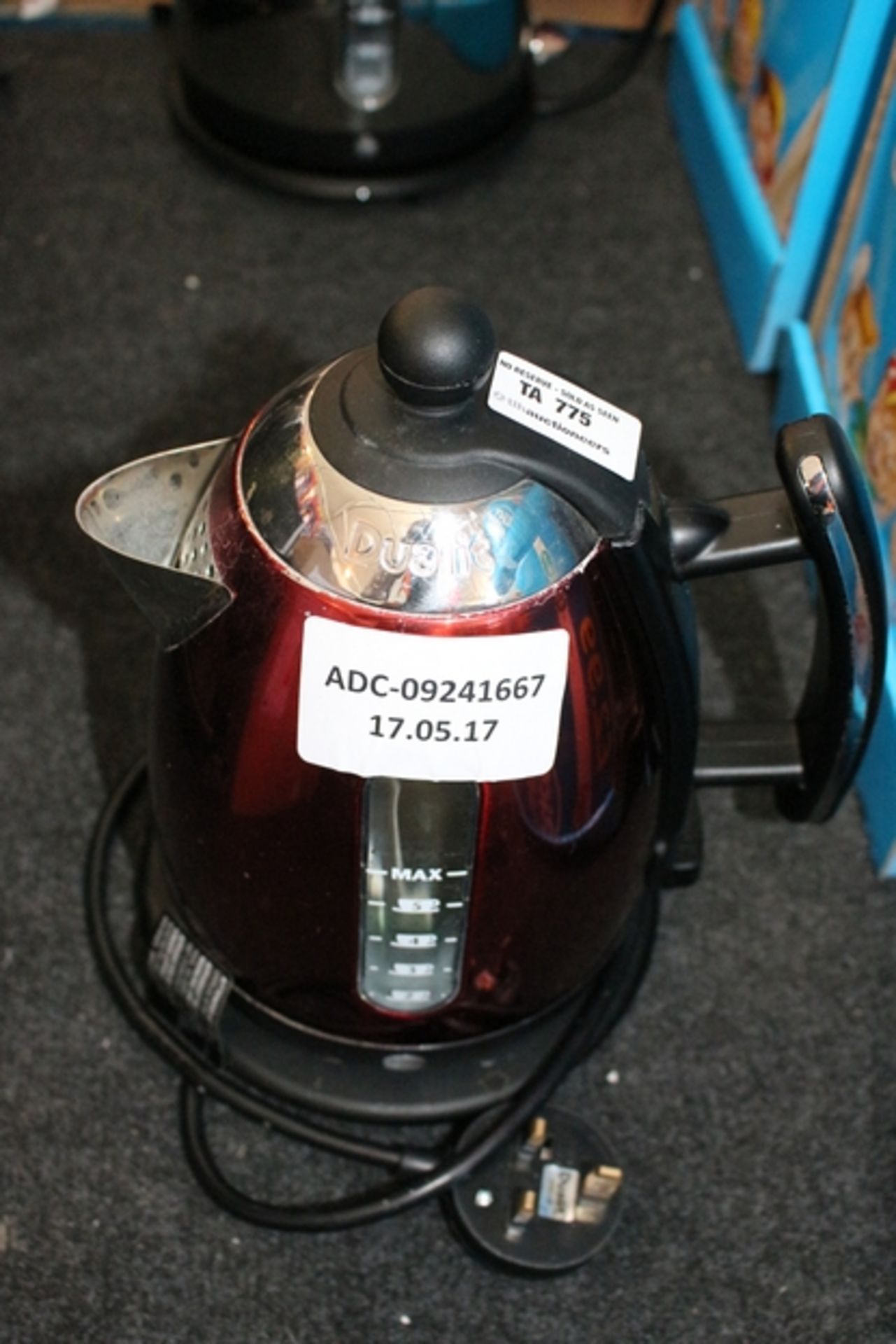 1X DUALIT JUG KETTLE RRP £60 (ADC-09241667) (17/05/17)