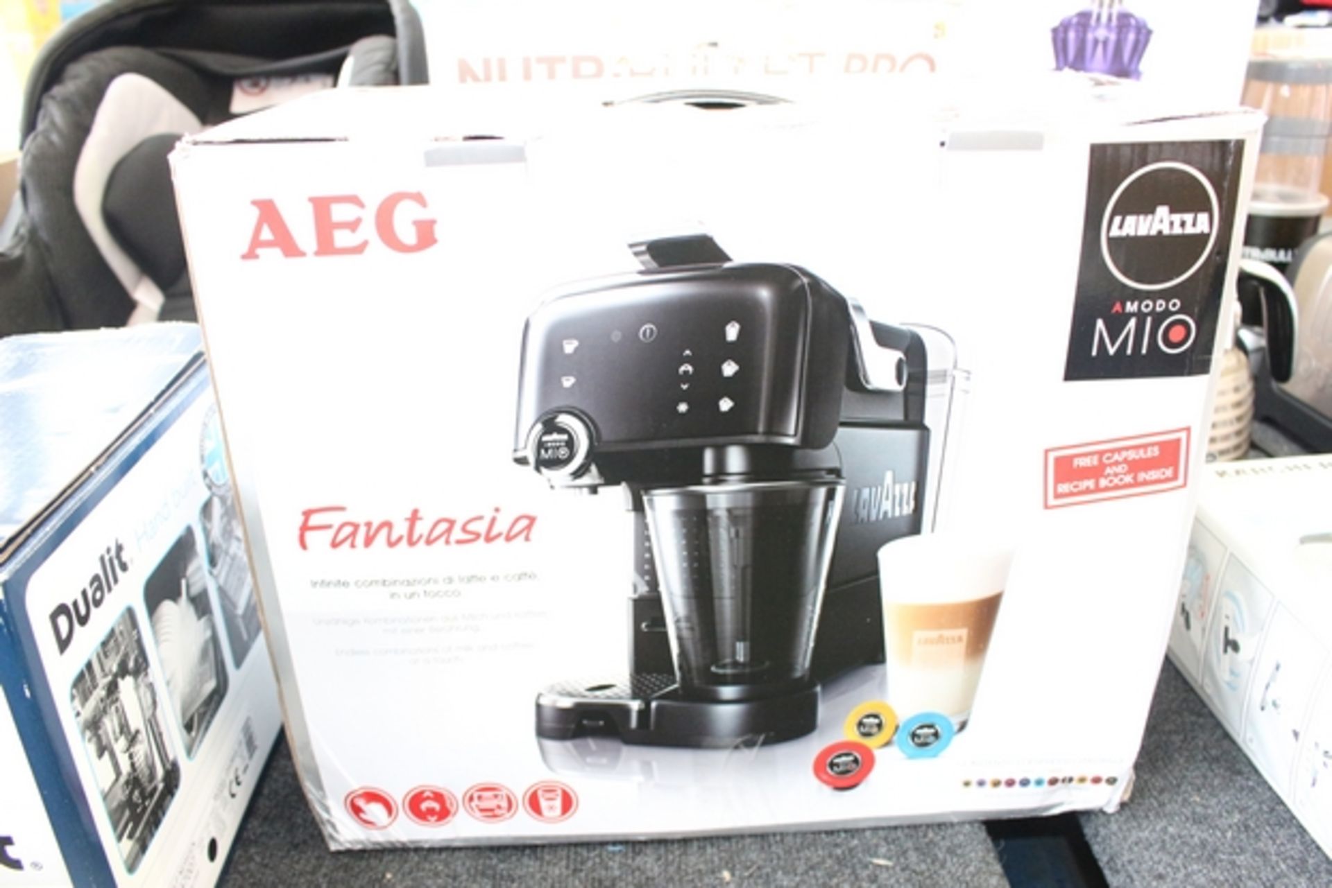 1X BOXED AEG LAVAZZA AMODO MIO FANTASIA ESPRESSO COFFEE MACHINE RRP £100 (ADC-09241141) (17/05/17)