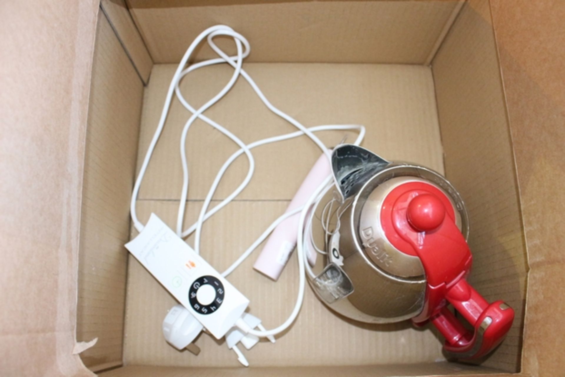 1X BOX TO CONTAIN 3 ITEMS TO INCLUDE A DUALIT KETTLE, AN ELECTRIC TOOTHBRUSH AND A DREAM LAND