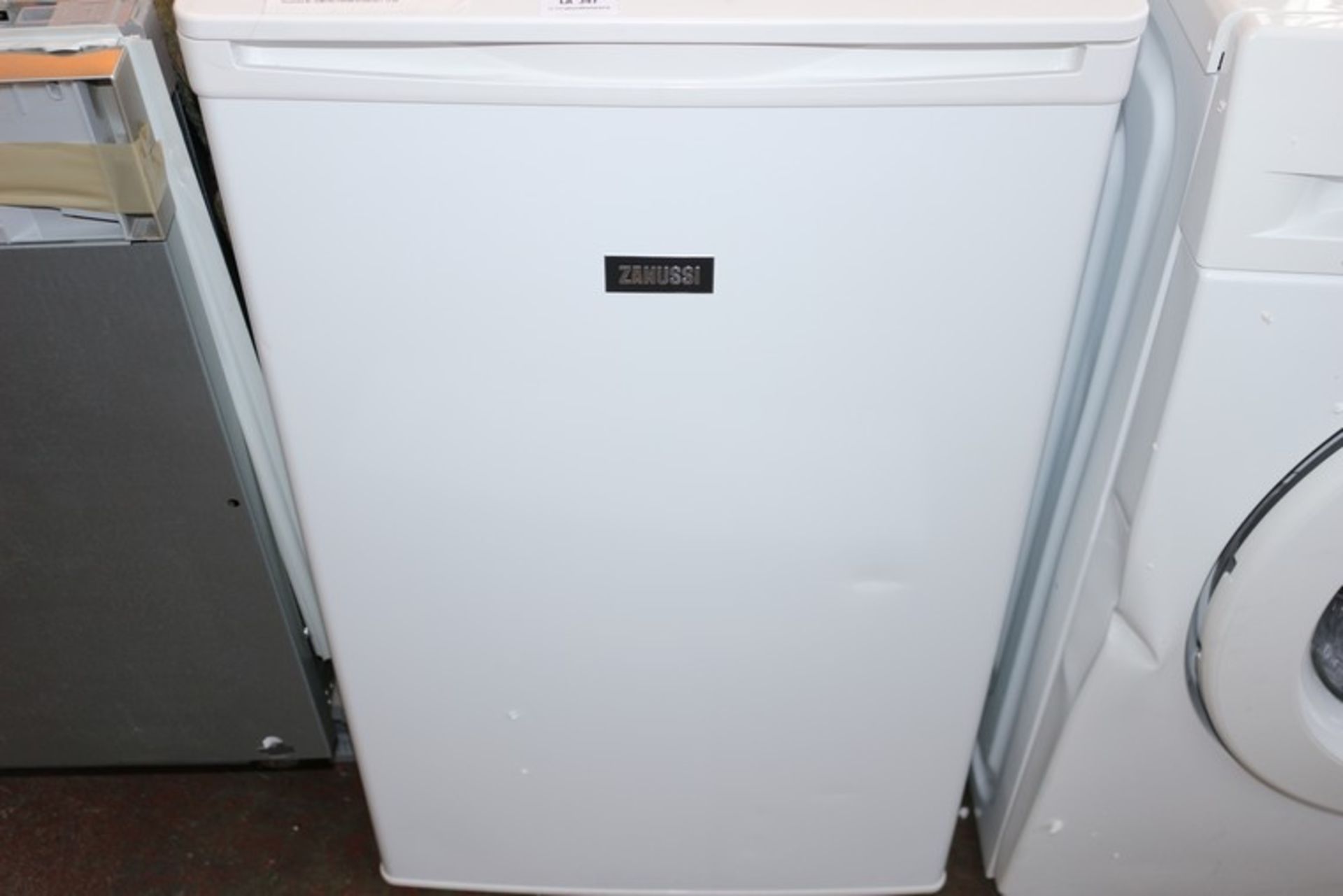 1 x ZANUSSI ZRG11600WA LARDER FRIDGE IN WHITE RRP £120 (18.7.17) *PLEASE NOTE THAT THE BID PRICE