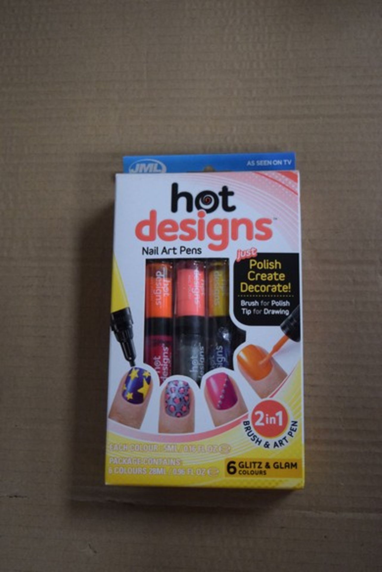 1 x BOX OF 8 PACKS OF HOT DESIGNS GLITZ AND GLAM NAIL ART PENS RRP £10 PER PACK *PLEASE NOTE THAT