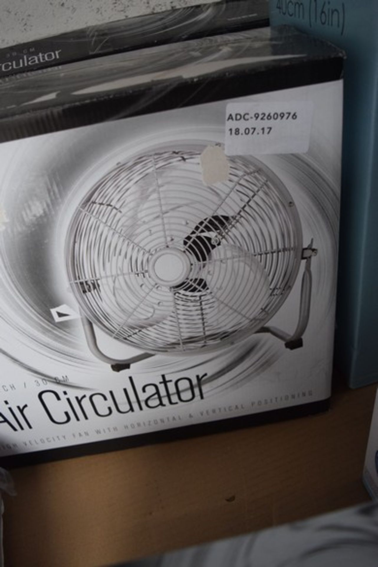 1 x BOXED AIR CIRCULATOR FAN 12 INCH RRP £35 18.07.17 *PLEASE NOTE THAT THE BID PRICE IS