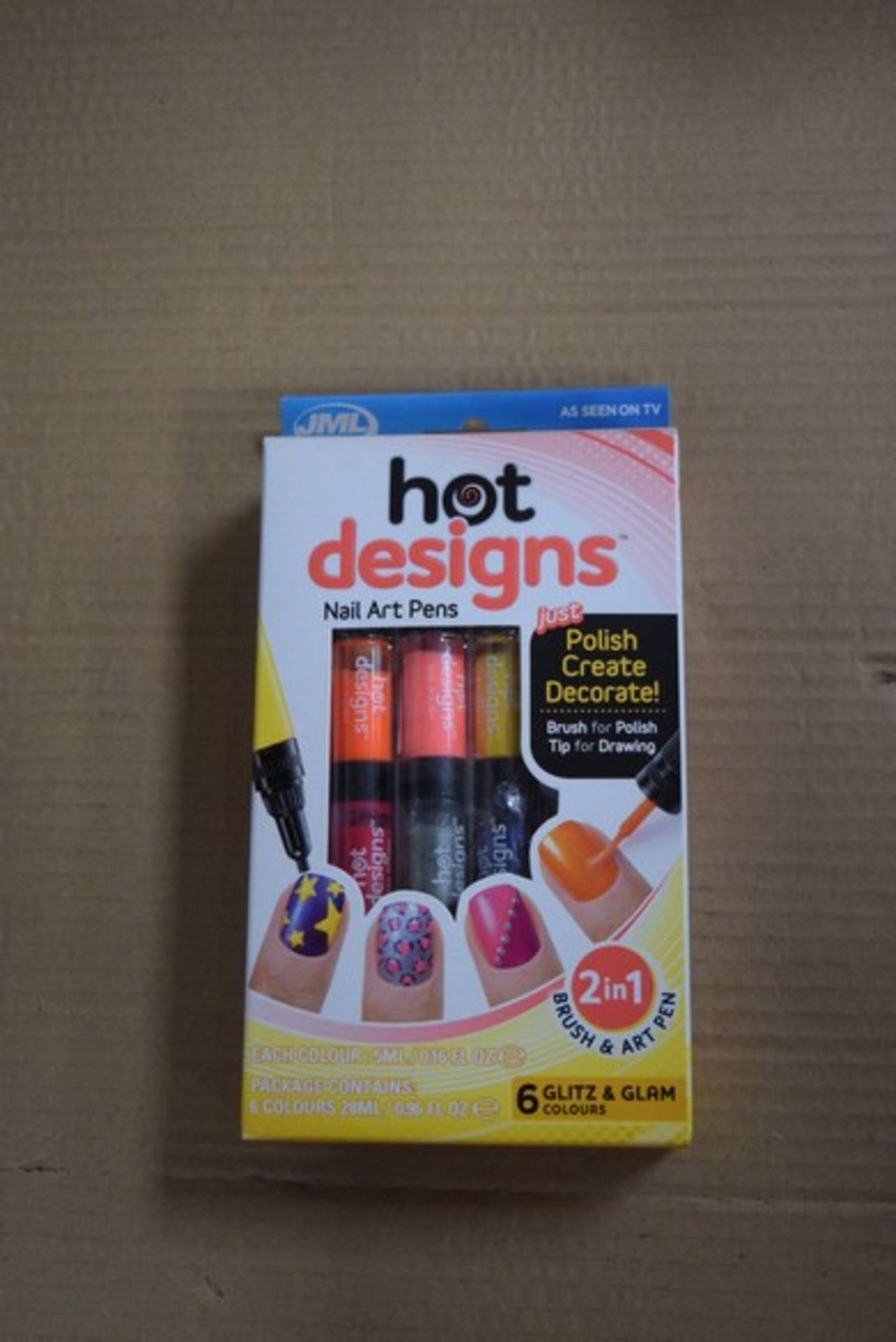 1 x BOX OF 8 PACKS OF HOT DESIGNS GLITZ AND GLAM NAIL ART PENS RRP £10 PER PACK *PLEASE NOTE THAT