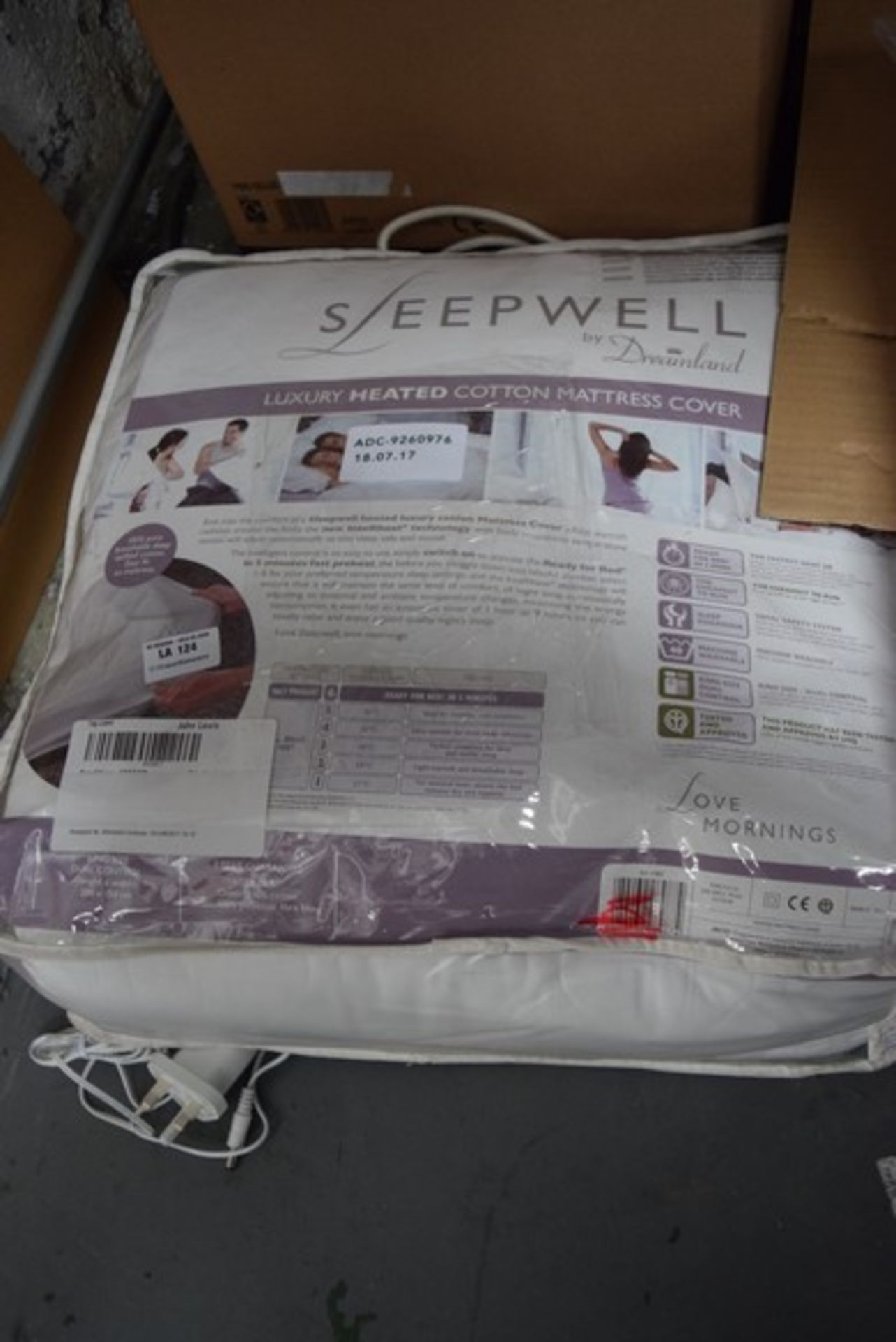 1 x SLEEPWELL BY DREAMLAND LUXURY HEATED COTTON MATTRESS COVER IN KING SIZE RRP £45 18.07.17 *PLEASE