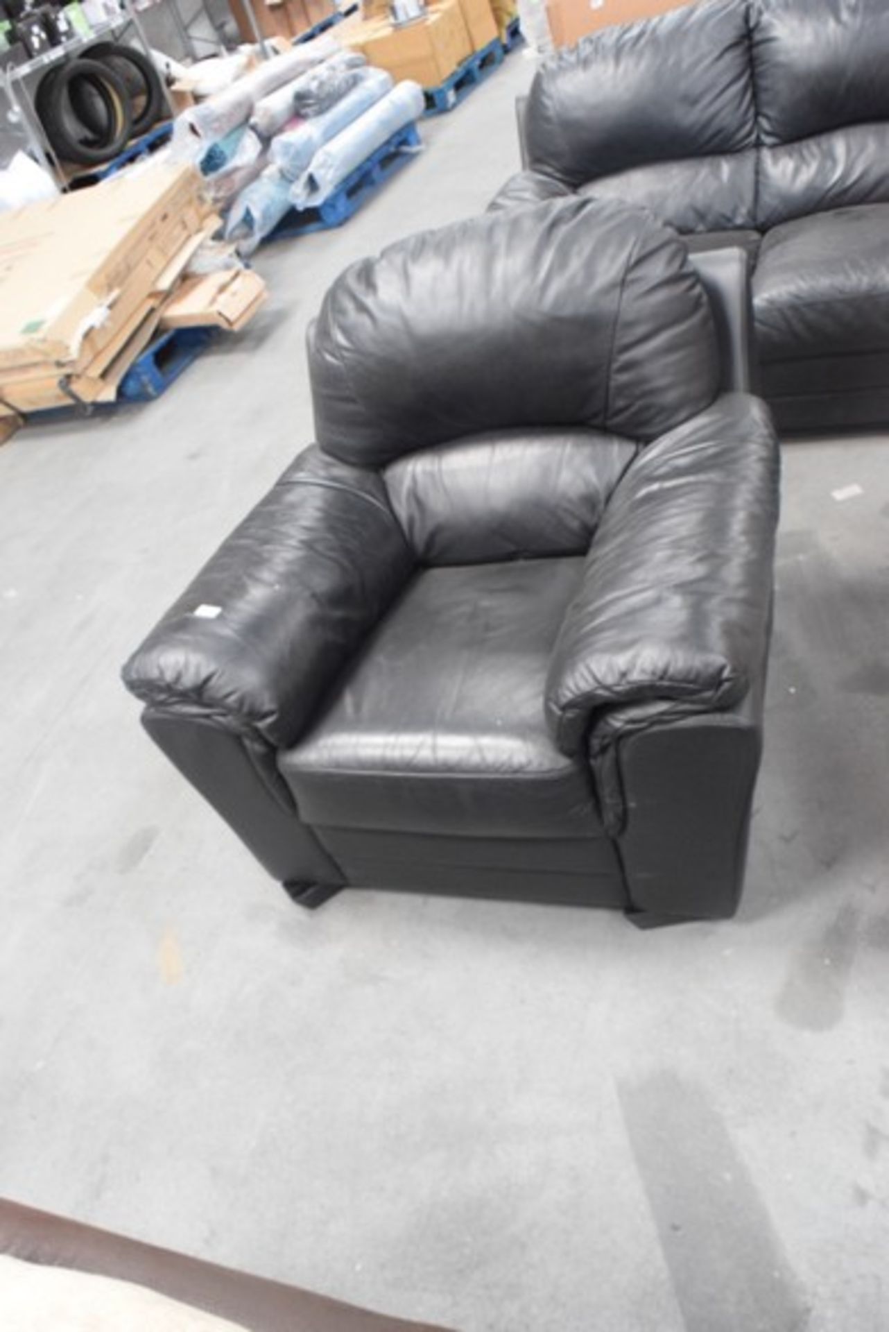 1 x DESIGNER BLACK FAUX LEATHER ARMCHAIR RRP £180 26.05.17 *PLEASE NOTE THAT THE BID PRICE IS