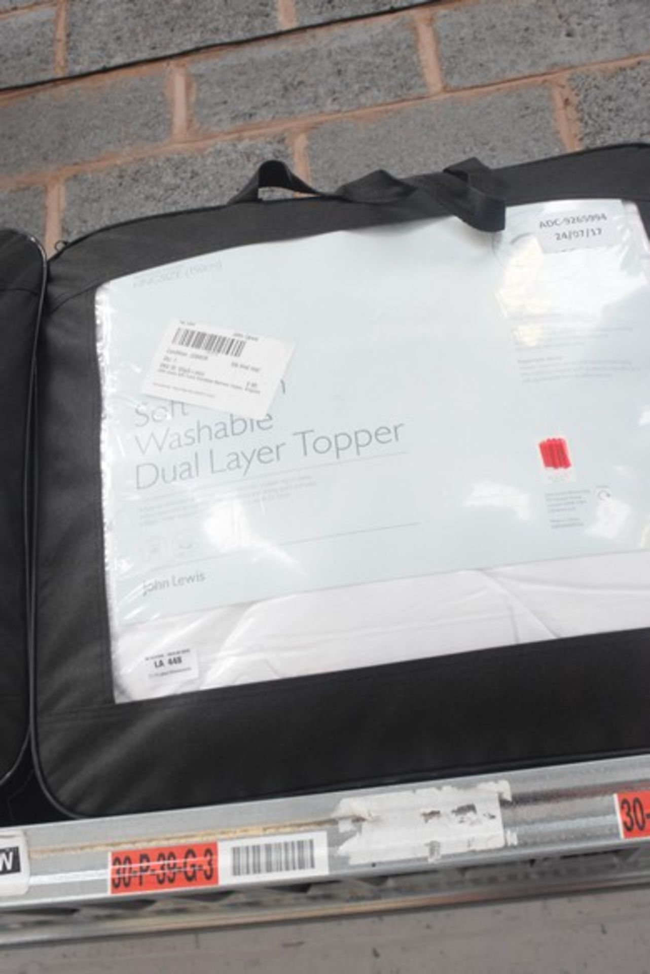 1 x DESIGNER SOFT TOUCH WASHABLE DUAL LAYER MATTRESS TOPPER IN KING SIZE RRP £95 24.07.17 *PLEASE