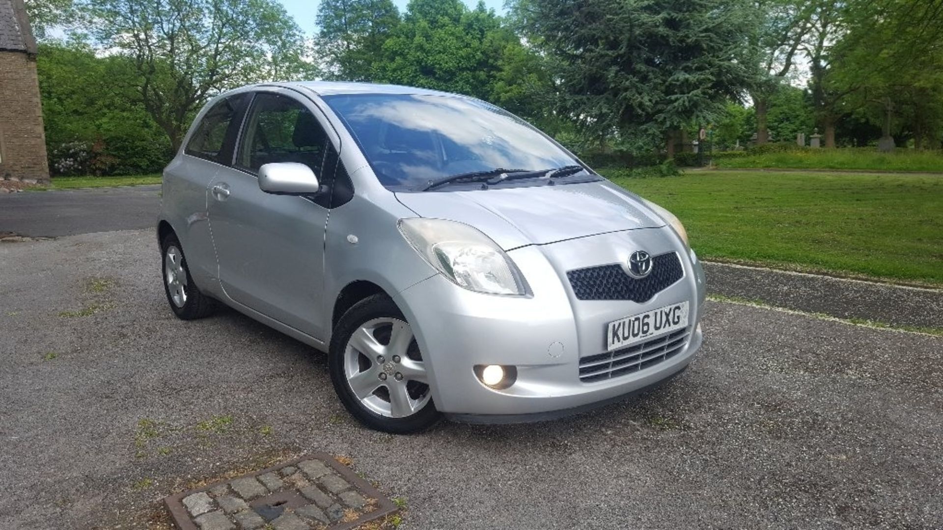 TOYOTA, YARIS VVT-I T SPIRIT, KU06 UXG, 1-3 LTR, PETROL, MANUAL, 2 DOOR HATCH, 07.03.2006, CURRENT - Image 2 of 17