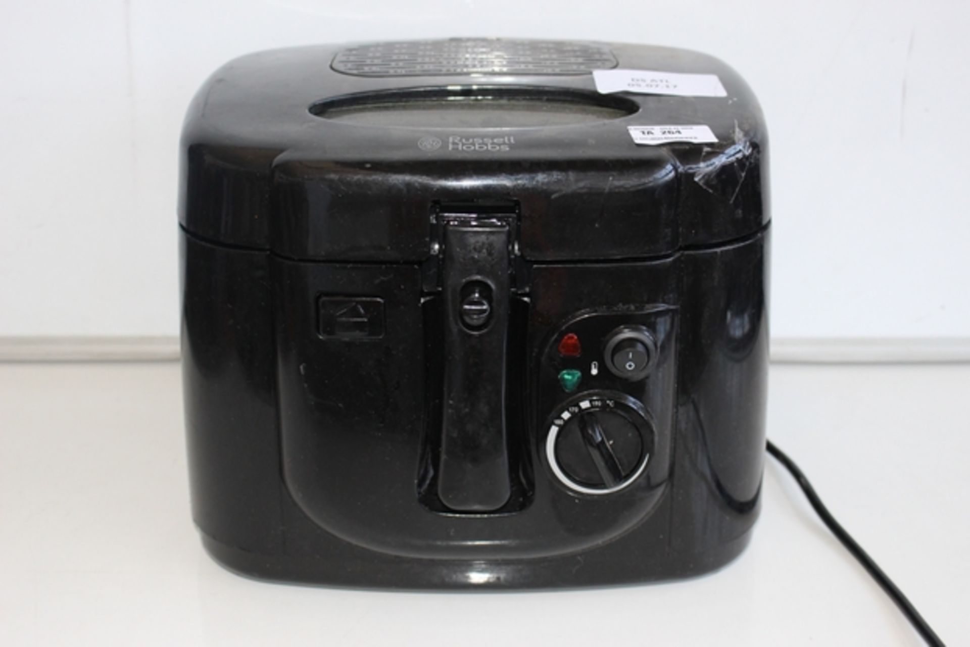 1X RUSSELL HOBBS AIR FRYER (DS-ATL) (05/07/17)