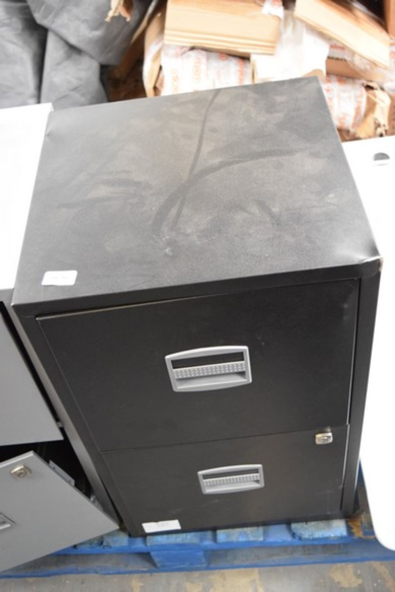 1 x 2-DRAWER A4 FILING CABINET RRP £50 13.06.17 *PLEASE NOTE THAT THE BID PRICE IS MULTIPLIED BY THE
