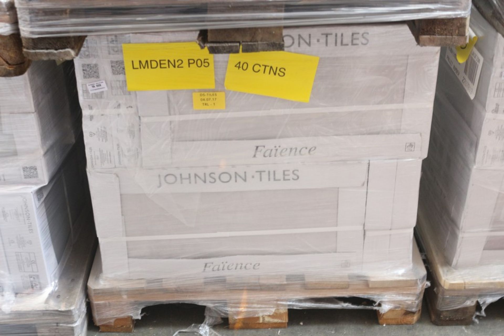 40X FACTORY SEALED BY JOHNSON TILES GLAZED WALL TILES 600 X 300MM 5 PER PACK RRP £19.99 COMBINED RRP